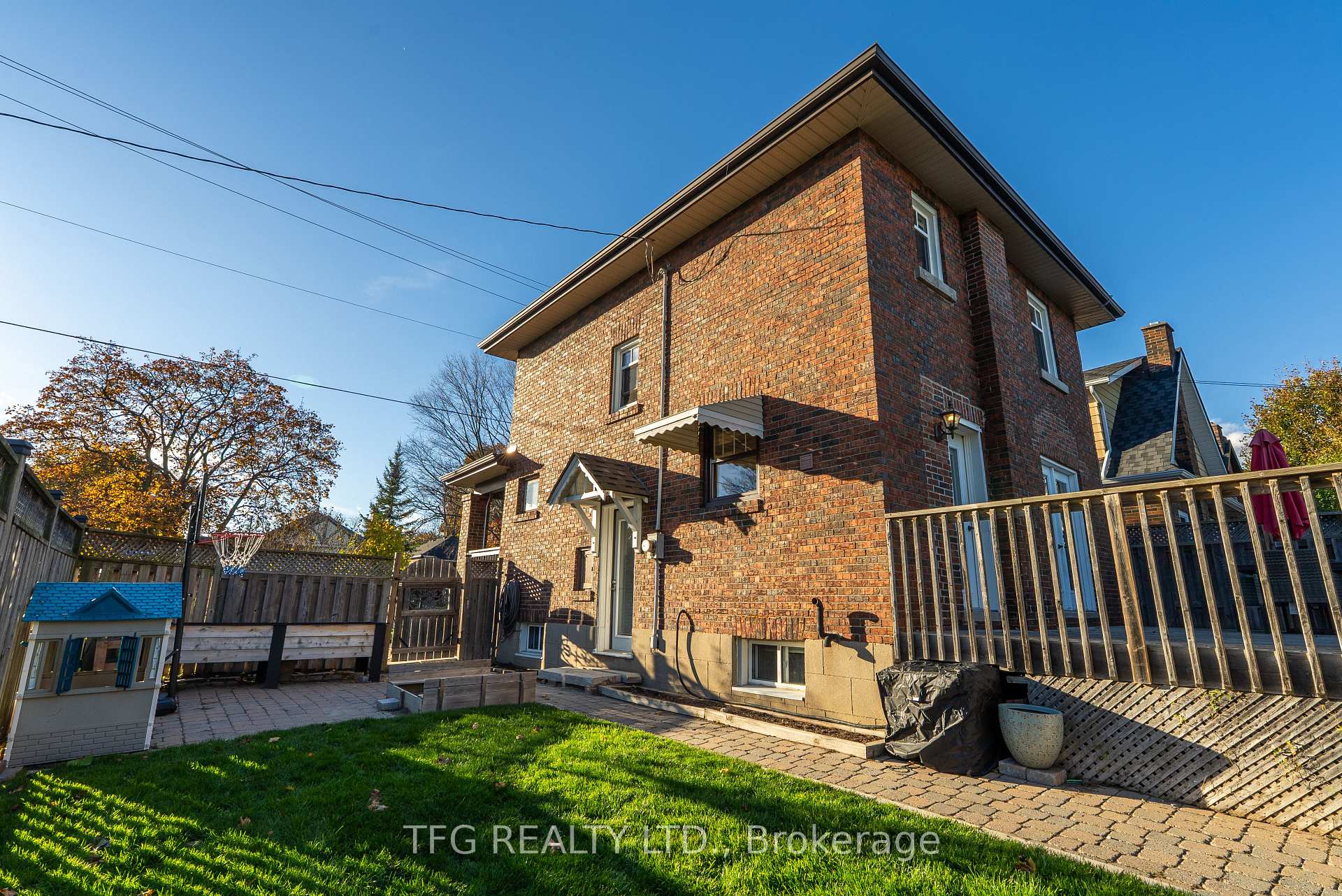 Photo 43 of 131 Roxborough Avenue, Oshawa, O'Neill — HOMEH