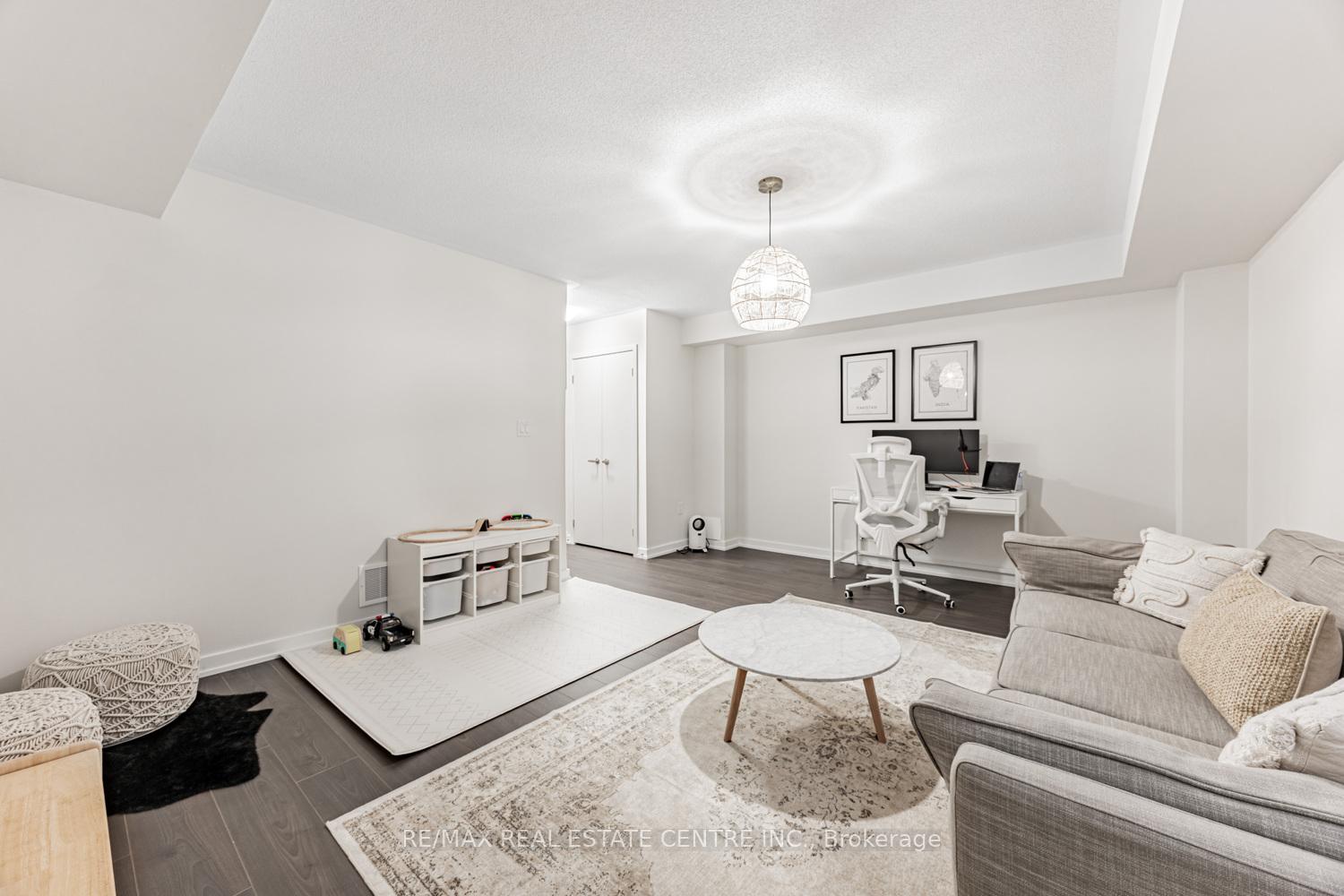 Photo 7 of 1310 Bradenton Path, Oshawa, Eastdale — HOMEH
