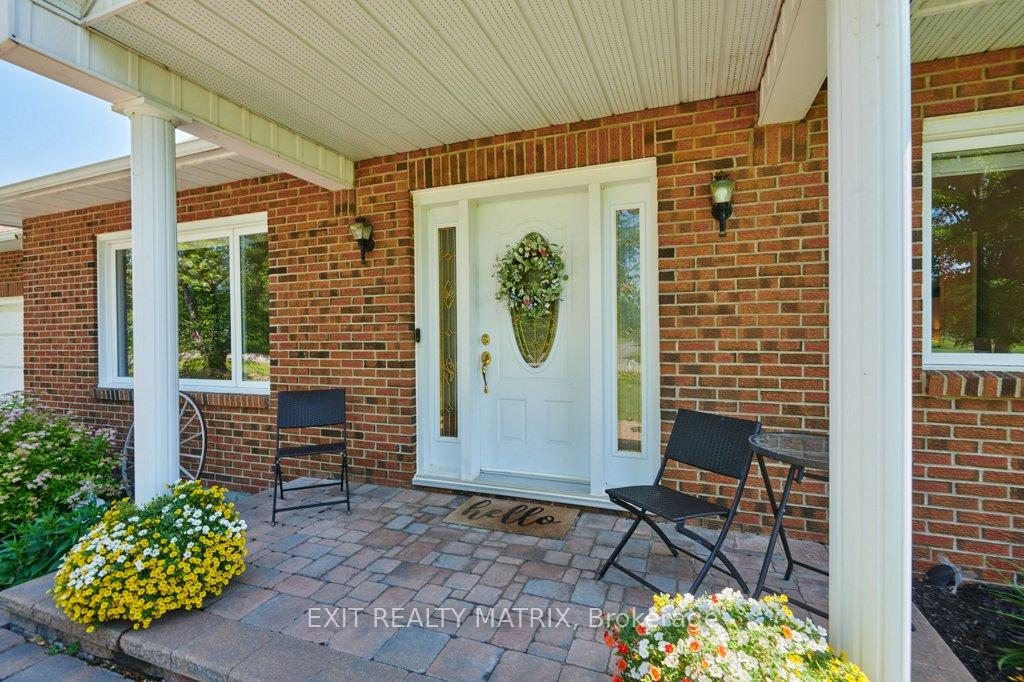Photo 4 of 4705 McNeely Road, Ottawa, Sarsfield/Bearbrook — HOMEH