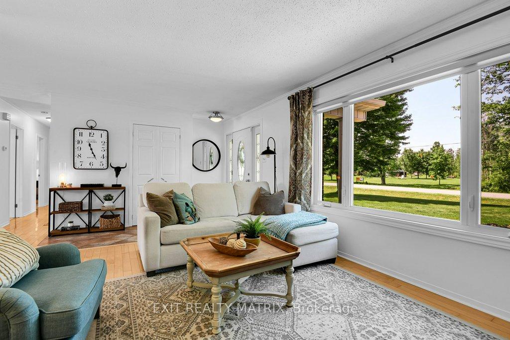 Photo 8 of 4705 McNeely Road, Ottawa, Sarsfield/Bearbrook — HOMEH