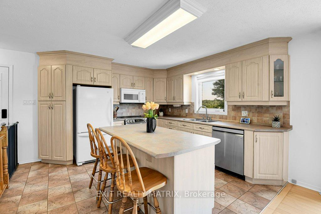 Photo 12 of 4705 McNeely Road, Ottawa, Sarsfield/Bearbrook — HOMEH