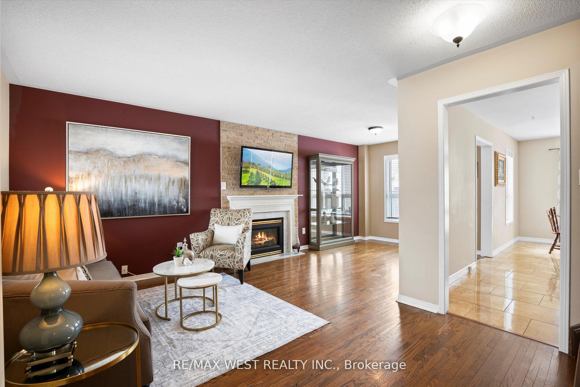 Photo 4 of 44 Gunning Crescent, New Tecumseth, Tottenham — HOMEH