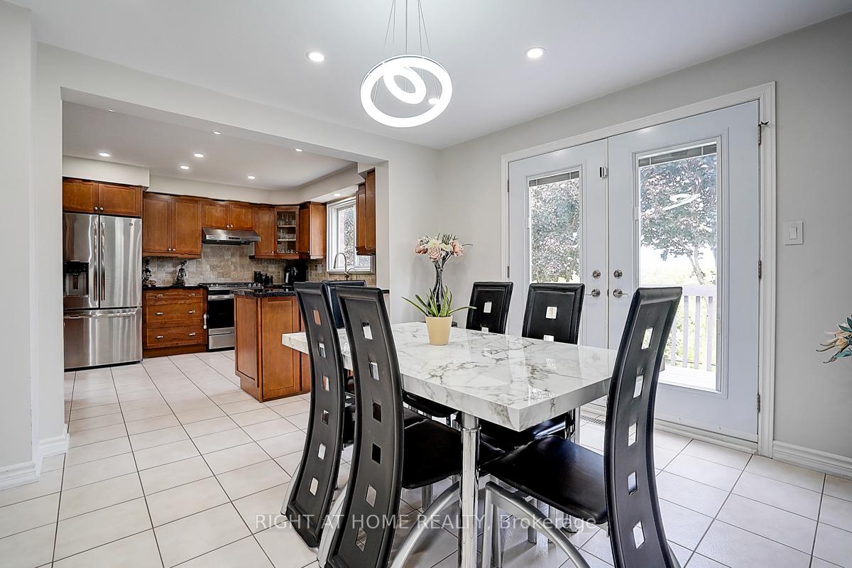 Photo 16 of 191 Kensit Avenue, Newmarket, Armitage — HOMEH