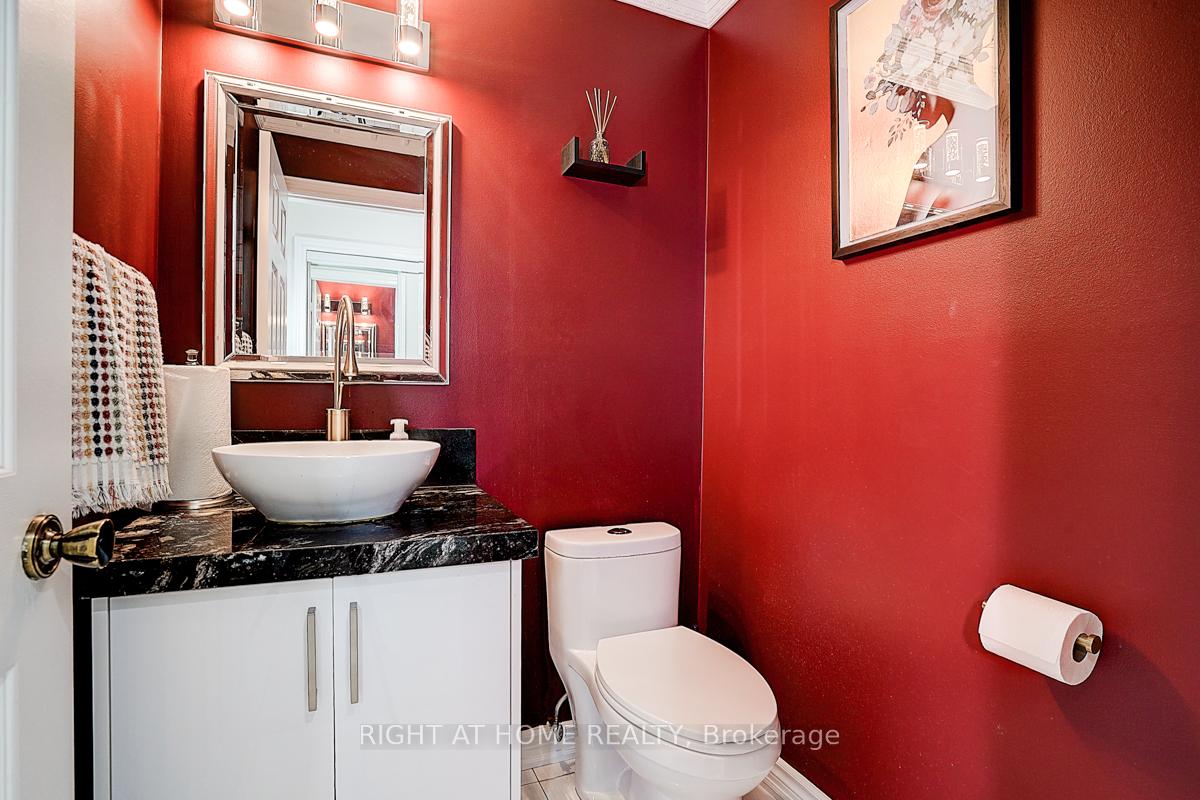 Photo 21 of 191 Kensit Avenue, Newmarket, Armitage — HOMEH