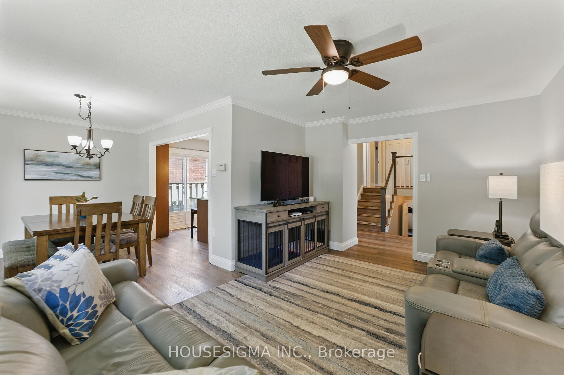 Photo 8 of 770 Applewood Crescent, Milton, Dorset Park — HOMEH