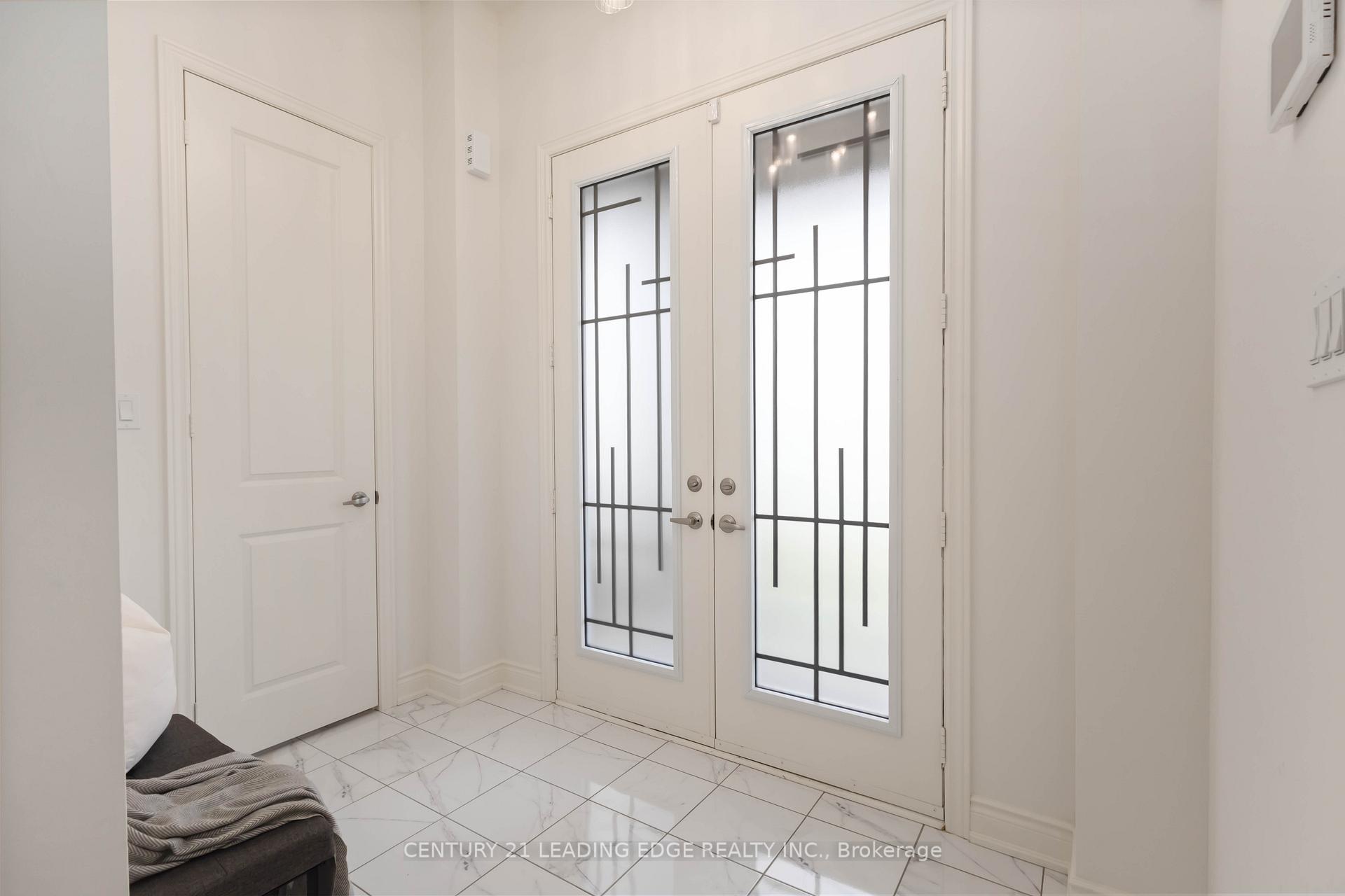 Photo 3 of 2118 Cayenne Street, Oshawa, Kedron — HOMEH