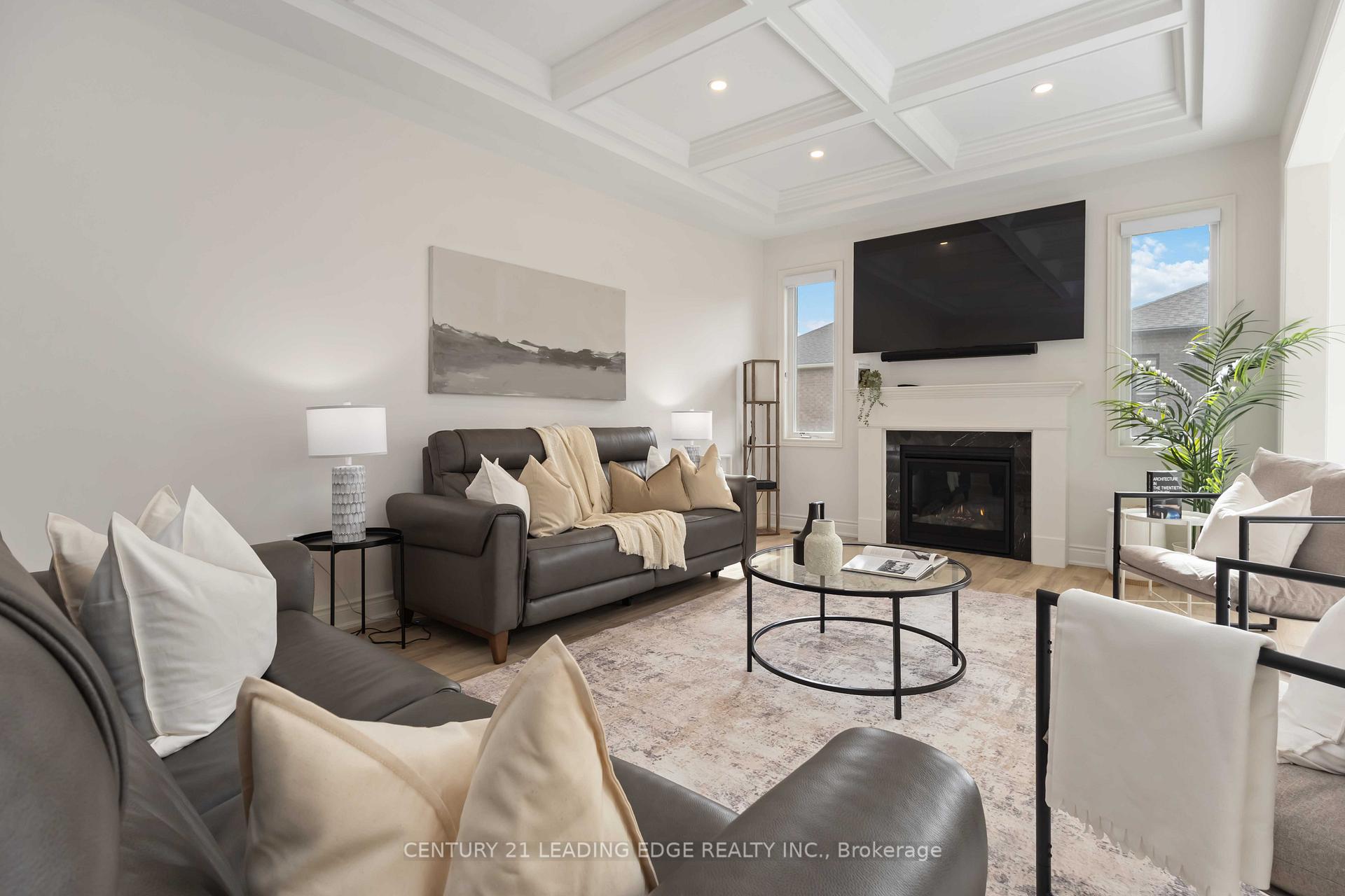 Photo 5 of 2118 Cayenne Street, Oshawa, Kedron — HOMEH