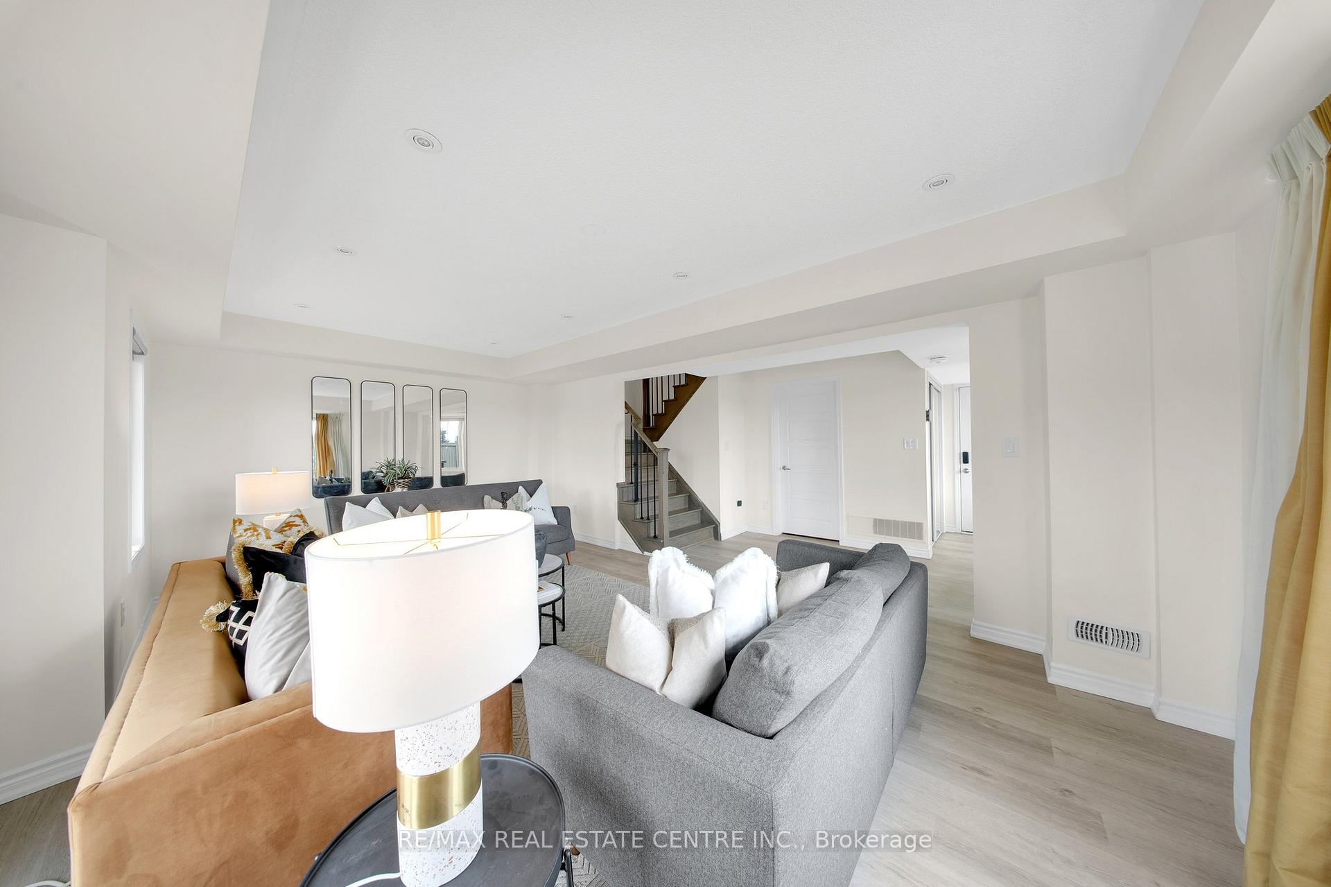 Photo 5 of 100 Whitlock Avenue, Milton, Ford — HOMEH