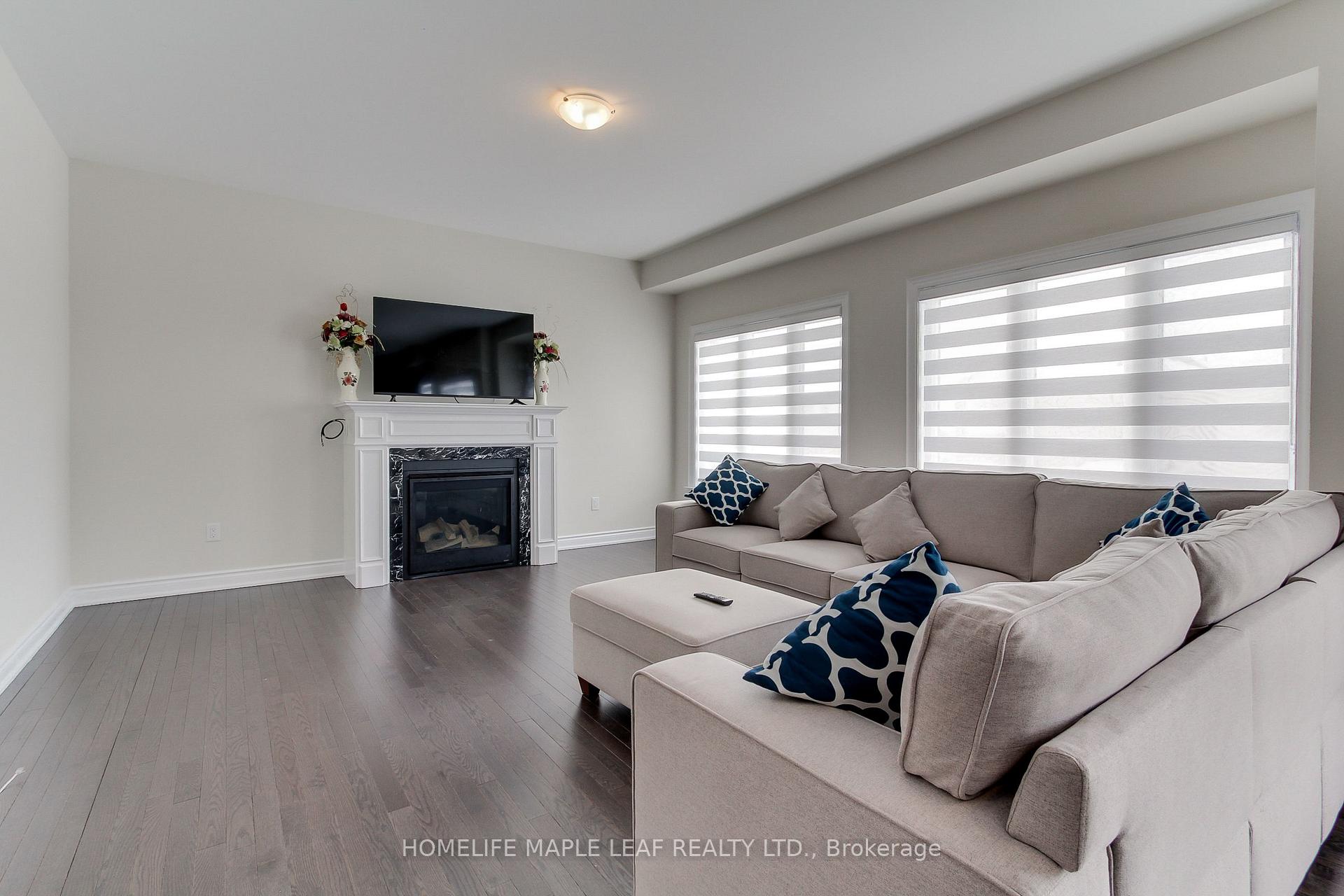 Photo 19 of 31 Janes Crescent, New Tecumseth, Rural New Tecumseth — HOMEH
