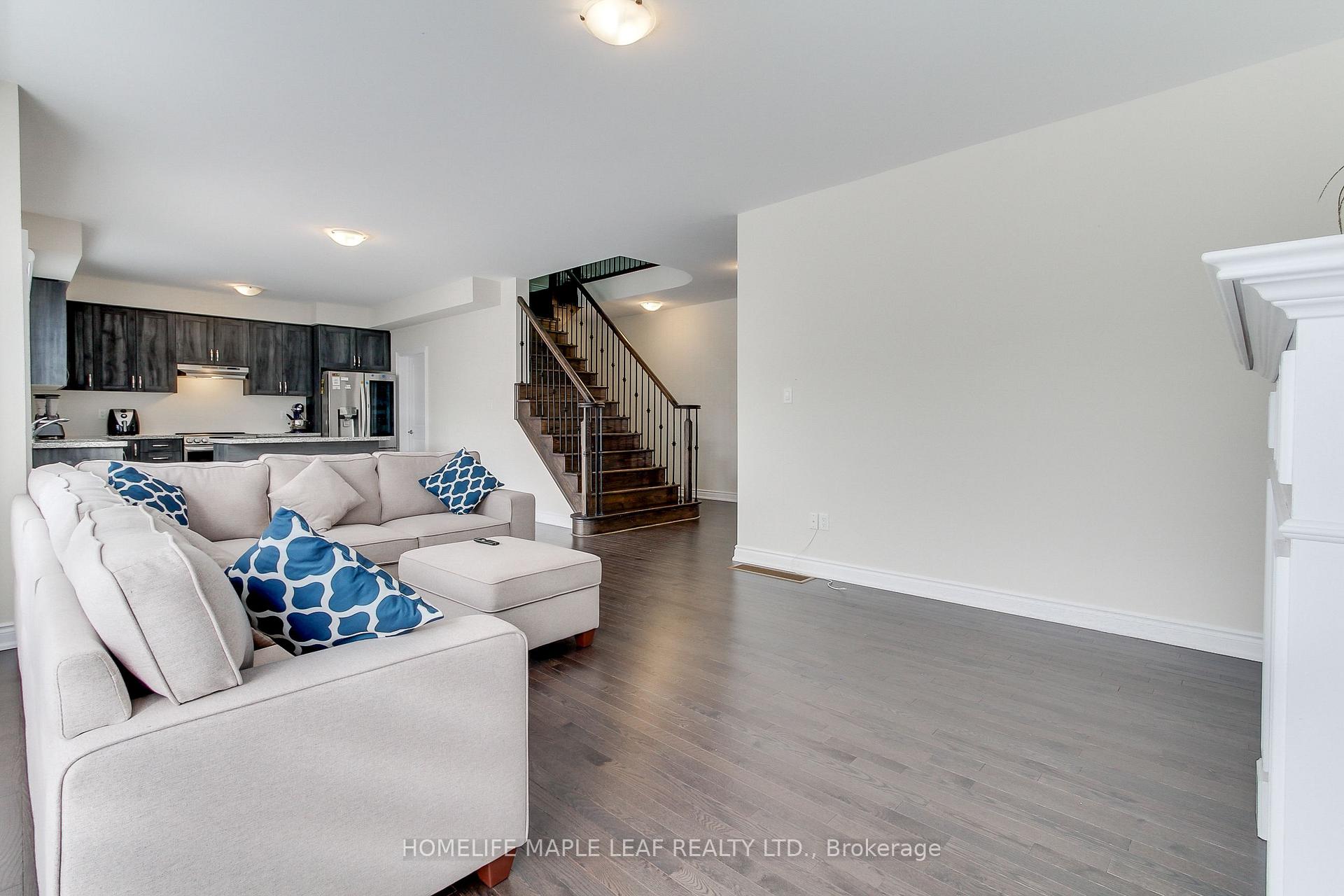 Photo 22 of 31 Janes Crescent, New Tecumseth, Rural New Tecumseth — HOMEH