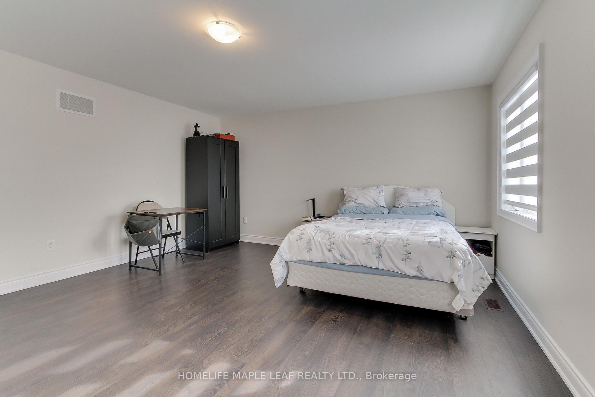 Photo 33 of 31 Janes Crescent, New Tecumseth, Rural New Tecumseth — HOMEH