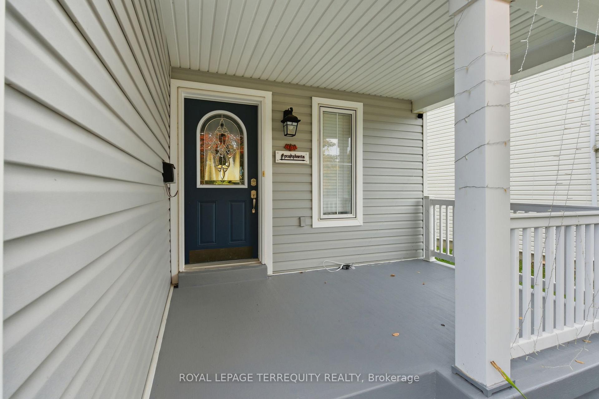 Photo 3 of 1722 Yardley Street, Oshawa, Taunton — HOMEH