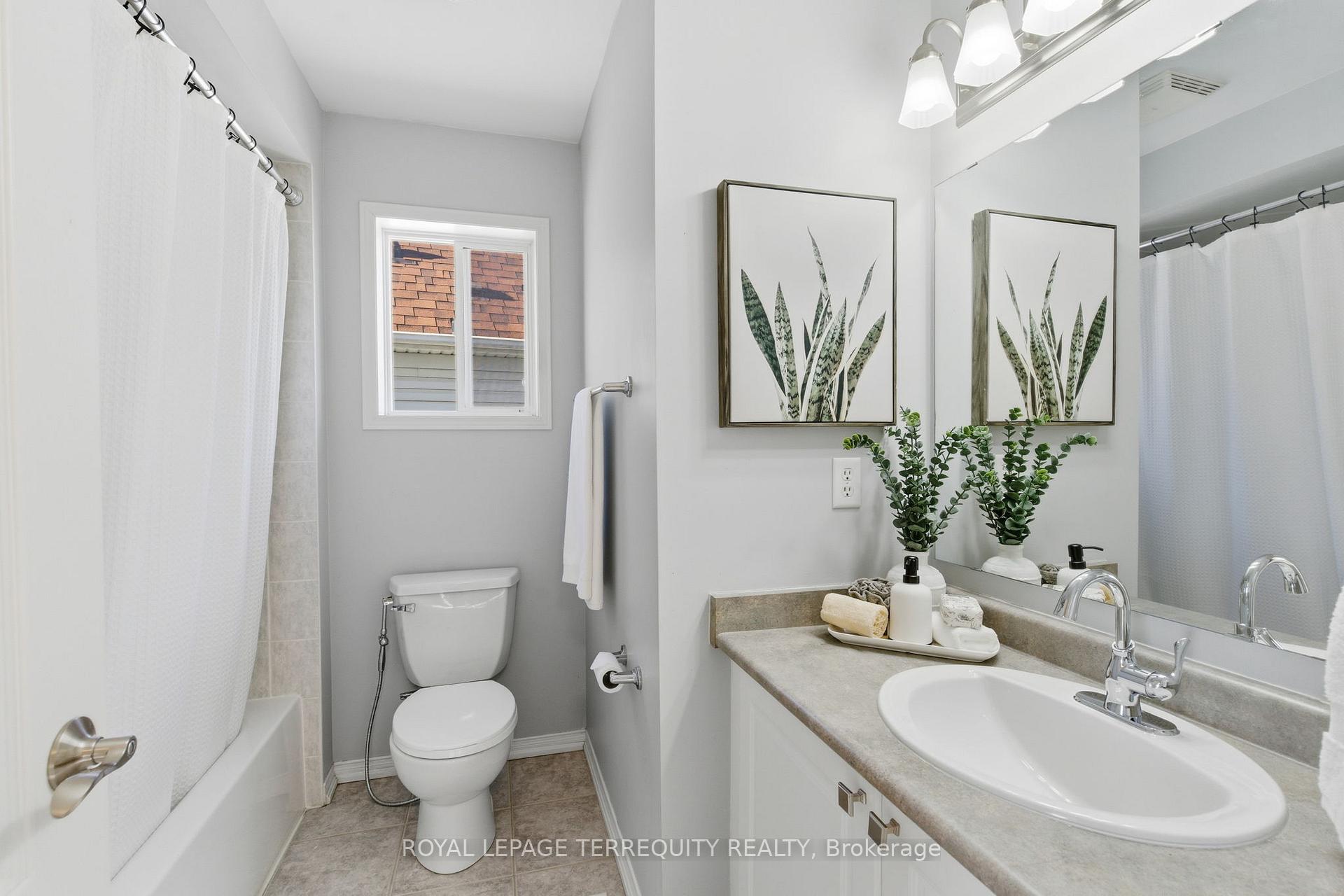 Photo 27 of 1722 Yardley Street, Oshawa, Taunton — HOMEH