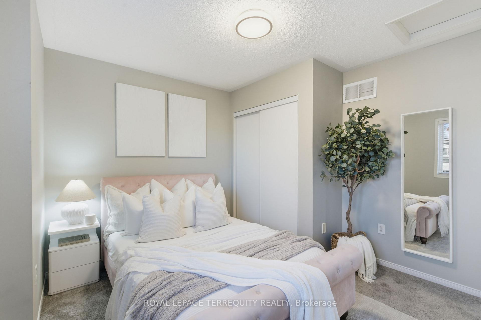Photo 30 of 1722 Yardley Street, Oshawa, Taunton — HOMEH