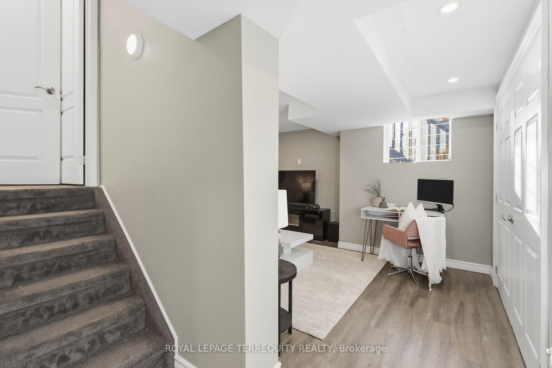 Photo 31 of 1722 Yardley Street, Oshawa, Taunton — HOMEH