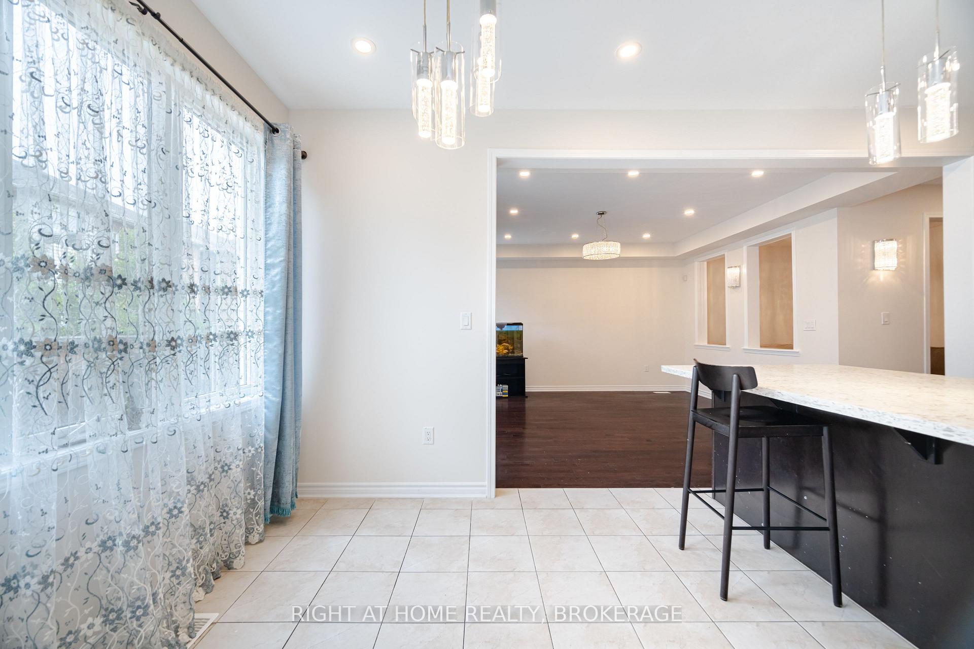 Photo 13 of (UPPER) 106 Rottenburg Court, Milton, Willmott — HOMEH
