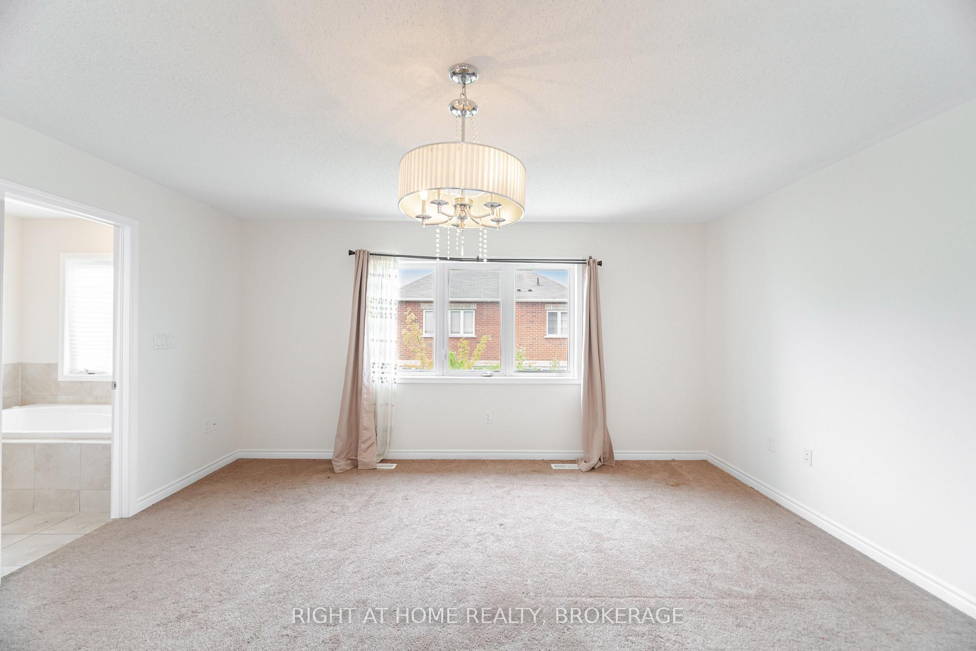 Photo 18 of (UPPER) 106 Rottenburg Court, Milton, Willmott — HOMEH