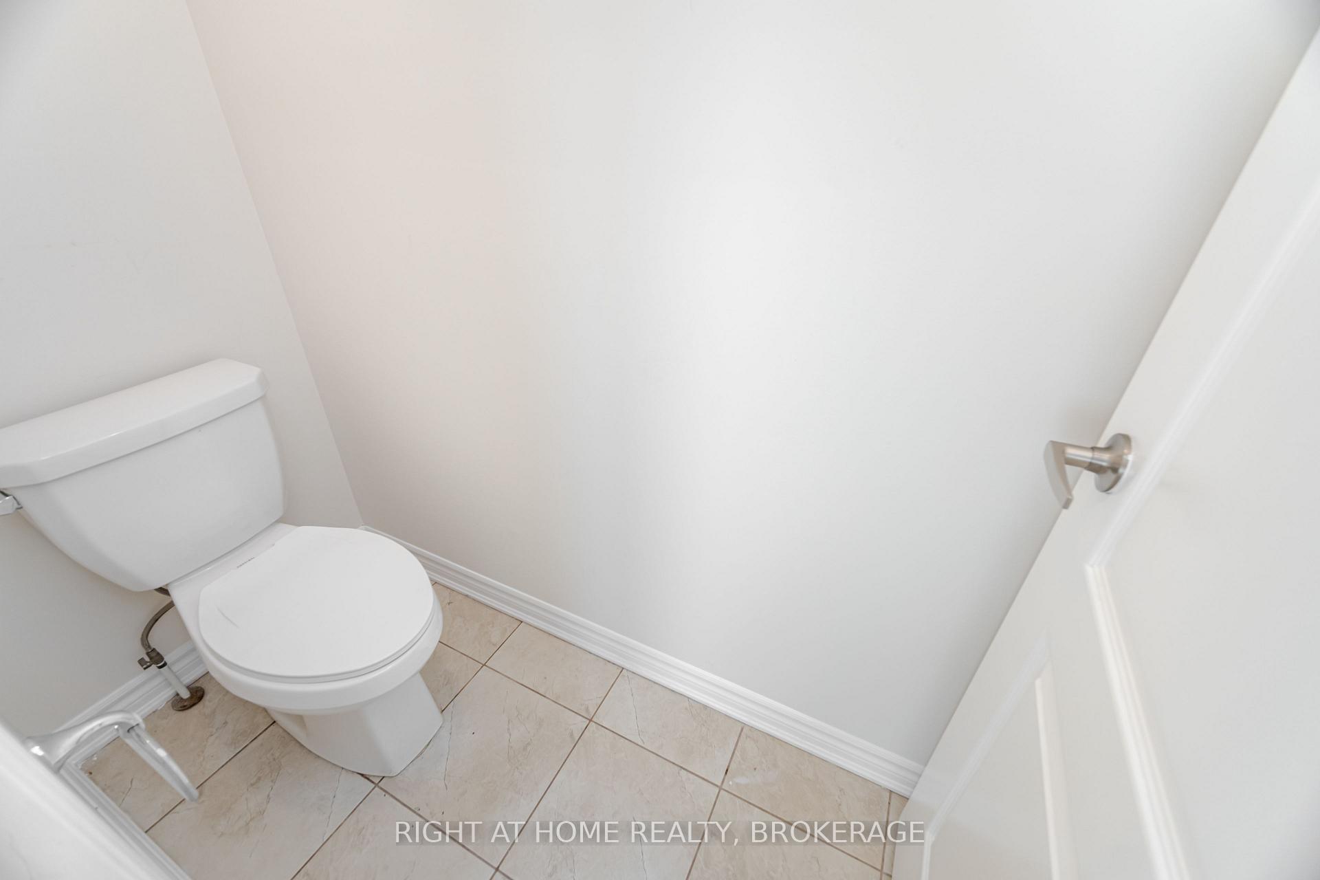 Photo 19 of (UPPER) 106 Rottenburg Court, Milton, Willmott — HOMEH