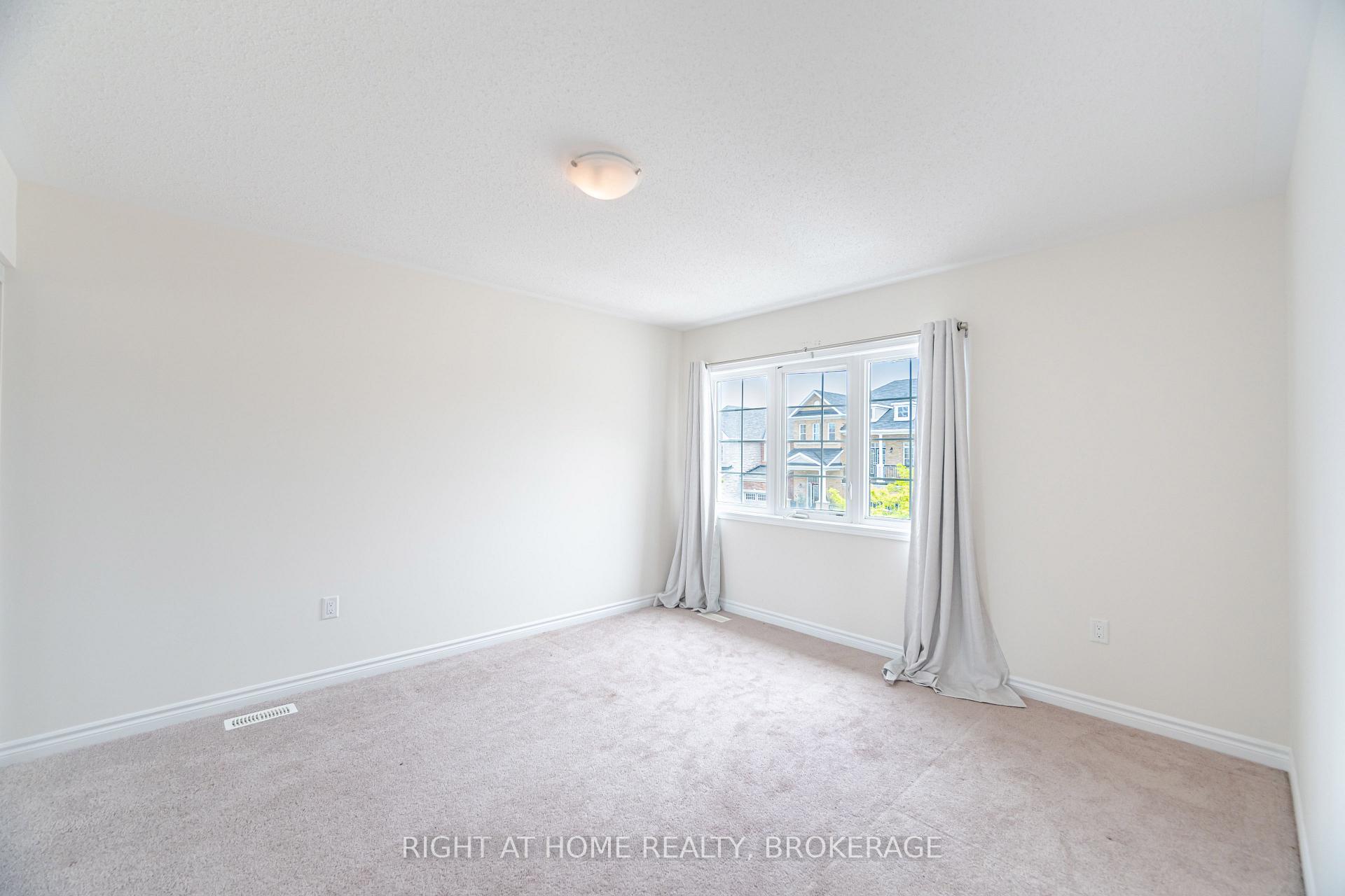 Photo 26 of (UPPER) 106 Rottenburg Court, Milton, Willmott — HOMEH