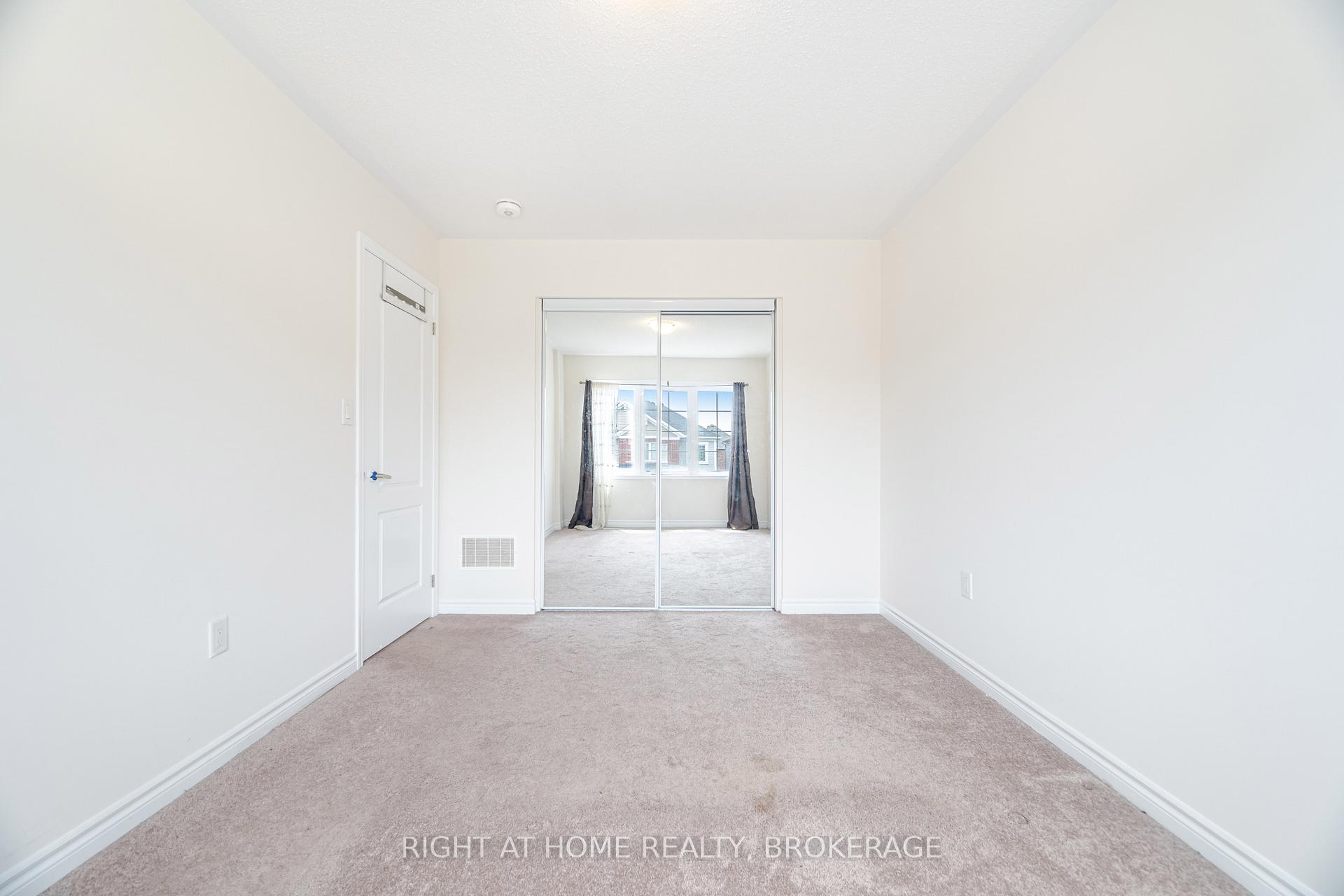Photo 28 of (UPPER) 106 Rottenburg Court, Milton, Willmott — HOMEH