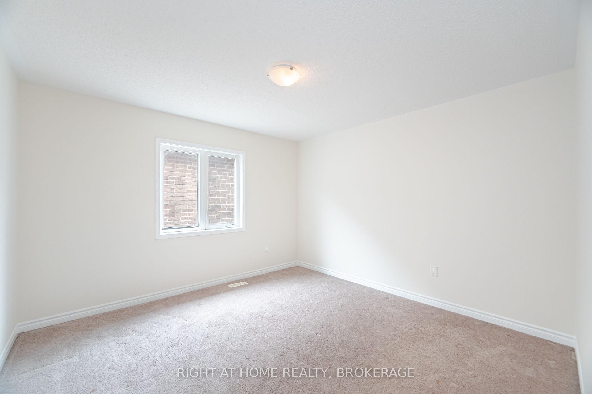 Photo 39 of (UPPER) 106 Rottenburg Court, Milton, Willmott — HOMEH