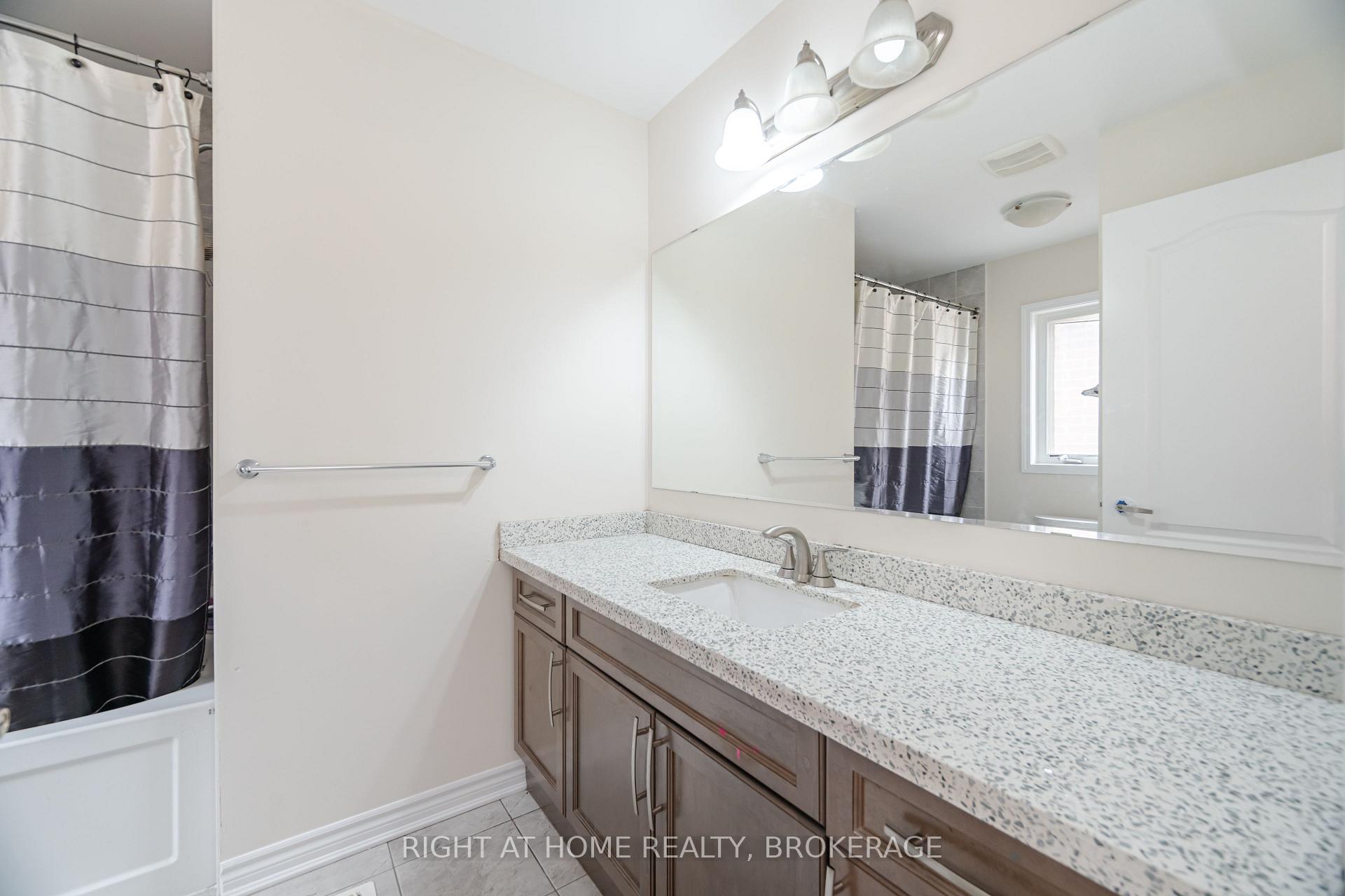 Photo 27 of (UPPER) 106 Rottenburg Court, Milton, Willmott — HOMEH