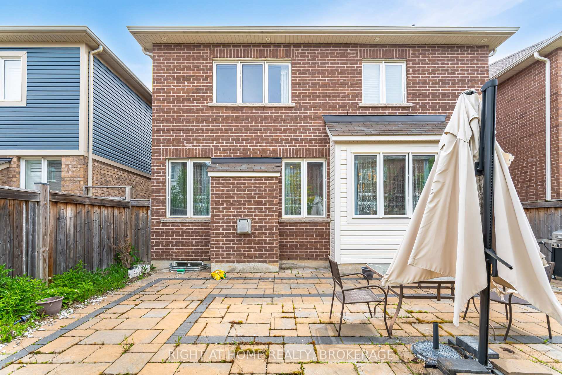 Photo 37 of (UPPER) 106 Rottenburg Court, Milton, Willmott — HOMEH
