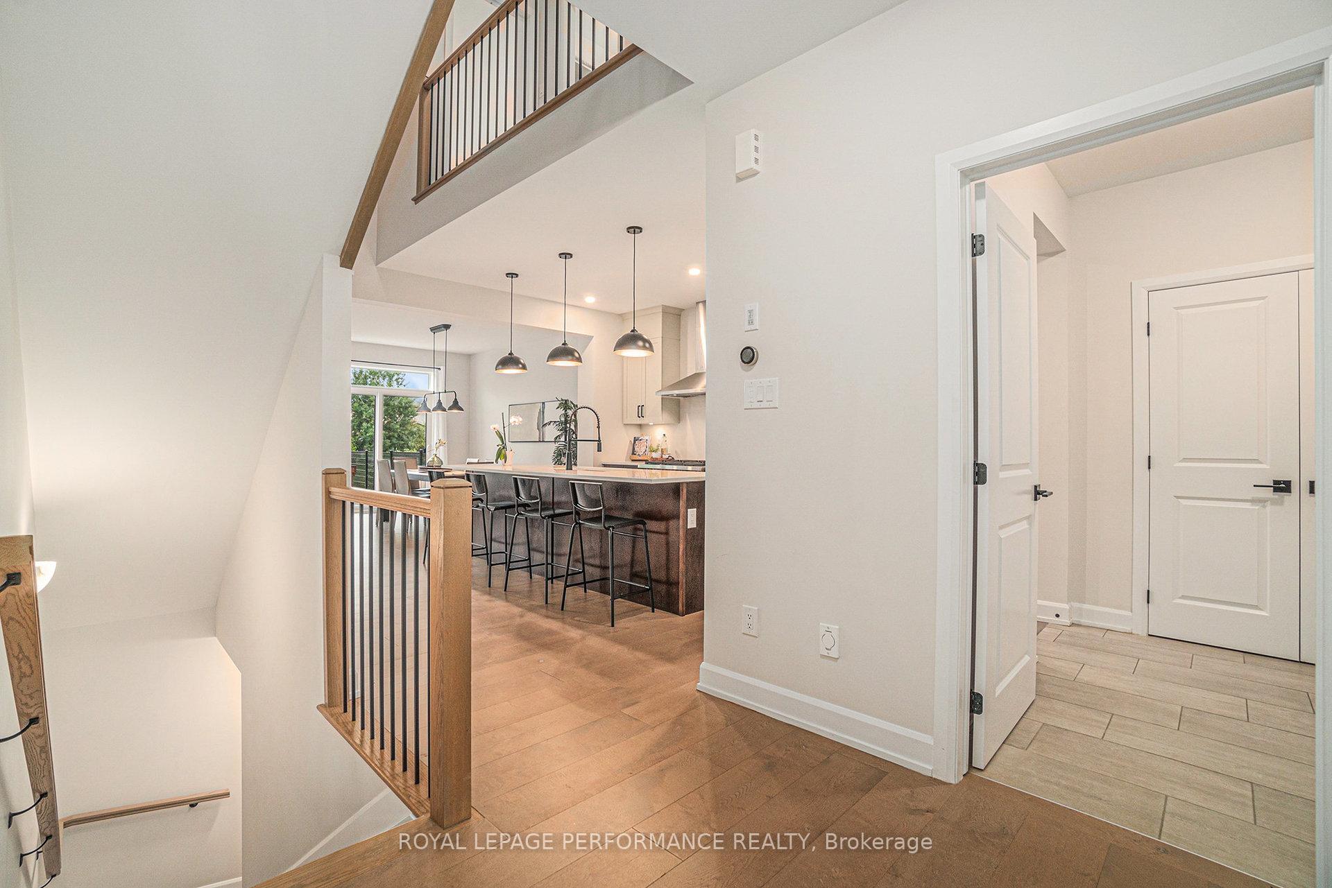 Photo 6 of 916 Socca Crescent, Ottawa, Notting Hill/Summerside — HOMEH