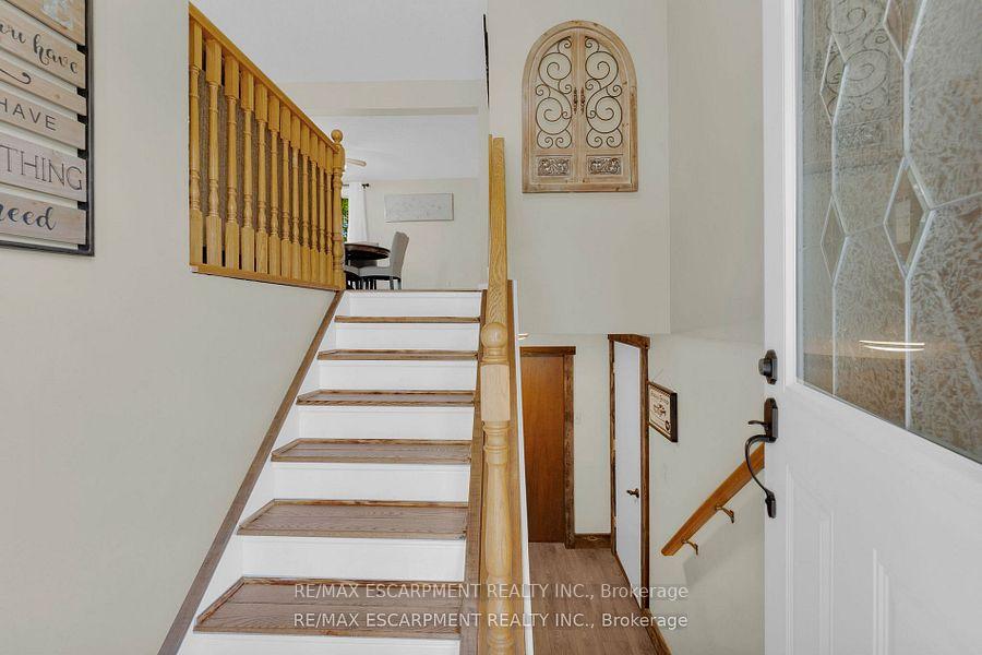 Photo 6 of 26 Turner Drive, Norfolk, Simcoe — HOMEH