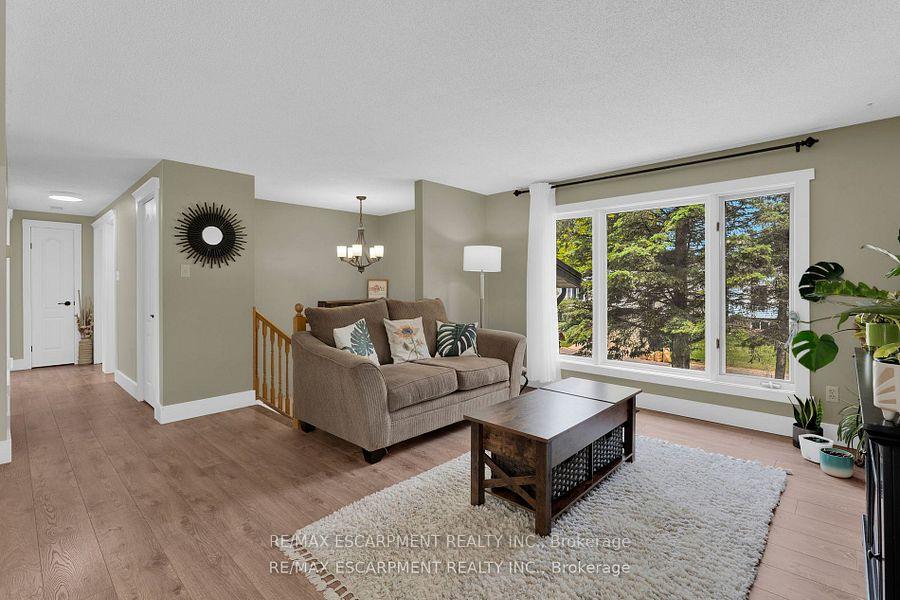 Photo 9 of 26 Turner Drive, Norfolk, Simcoe — HOMEH