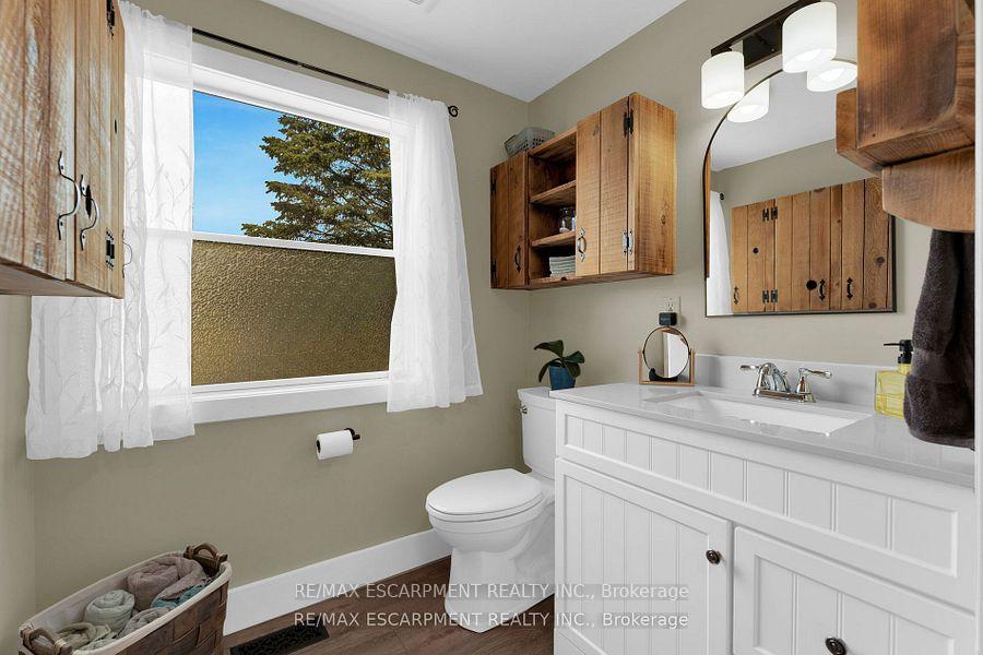 Photo 19 of 26 Turner Drive, Norfolk, Simcoe — HOMEH