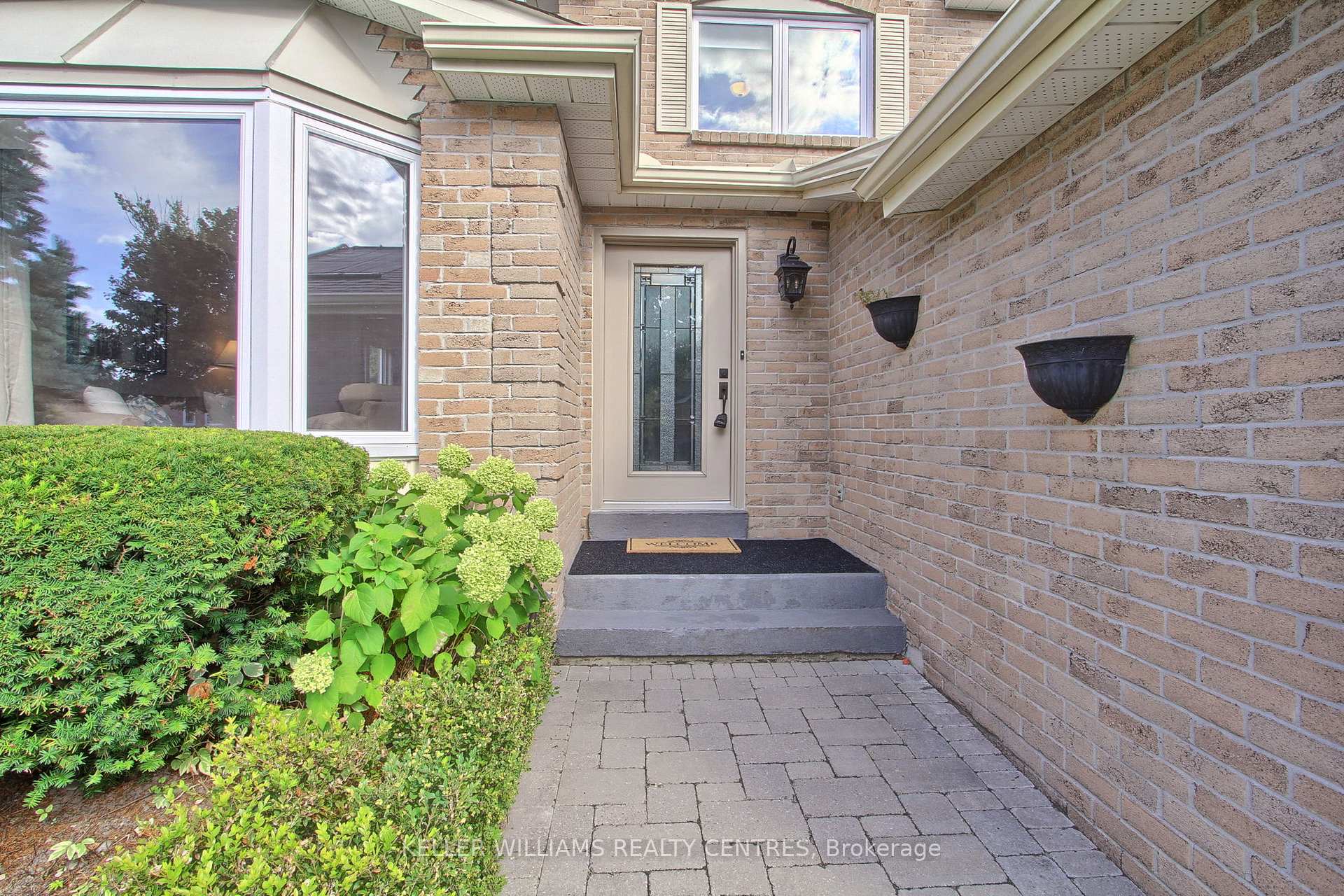 Photo 4 of 279 Brimson Drive, Newmarket, Glenway Estates — HOMEH