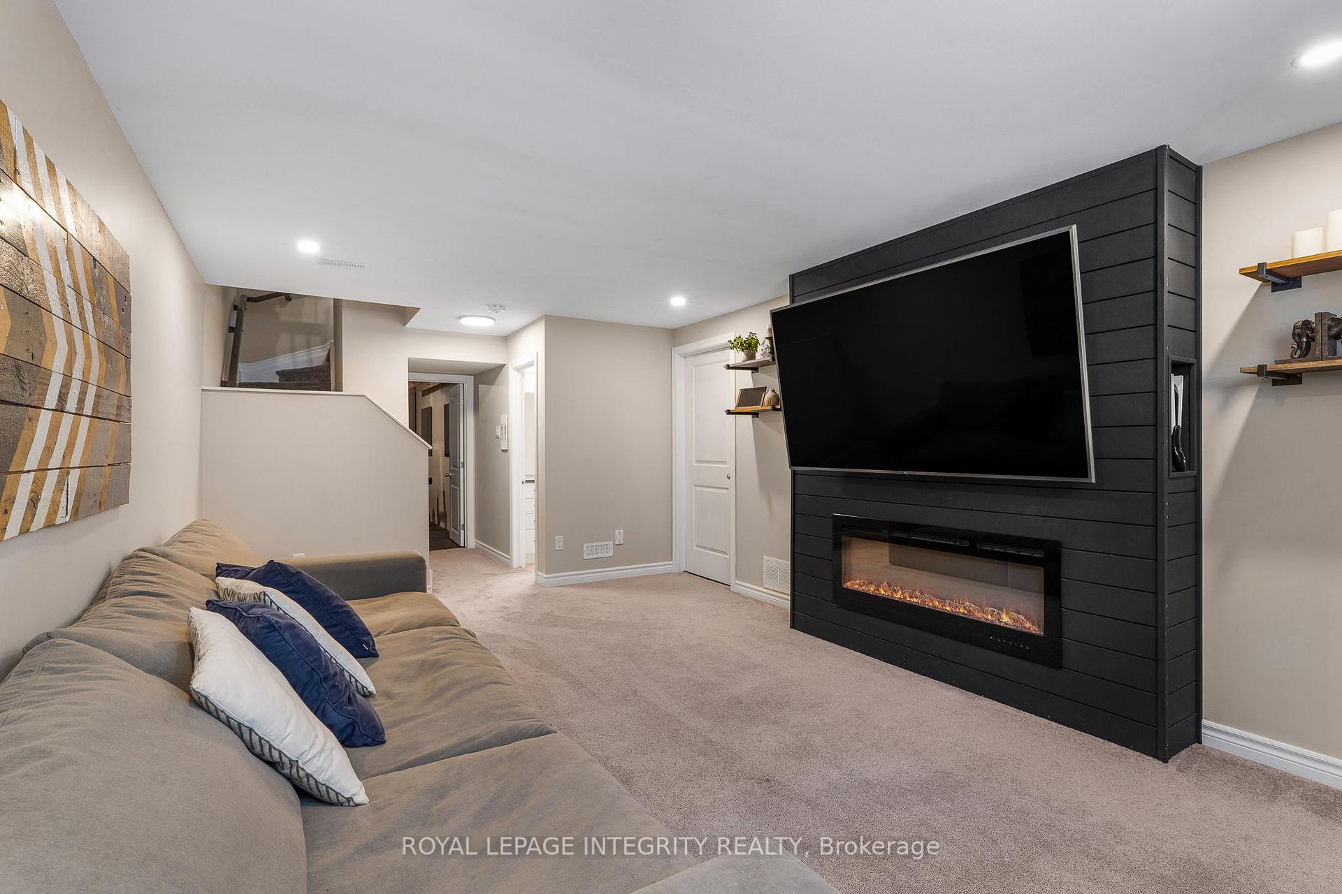 Photo 4 of 296 Mountain Sorrel Way, Ottawa, Avalon West — HOMEH