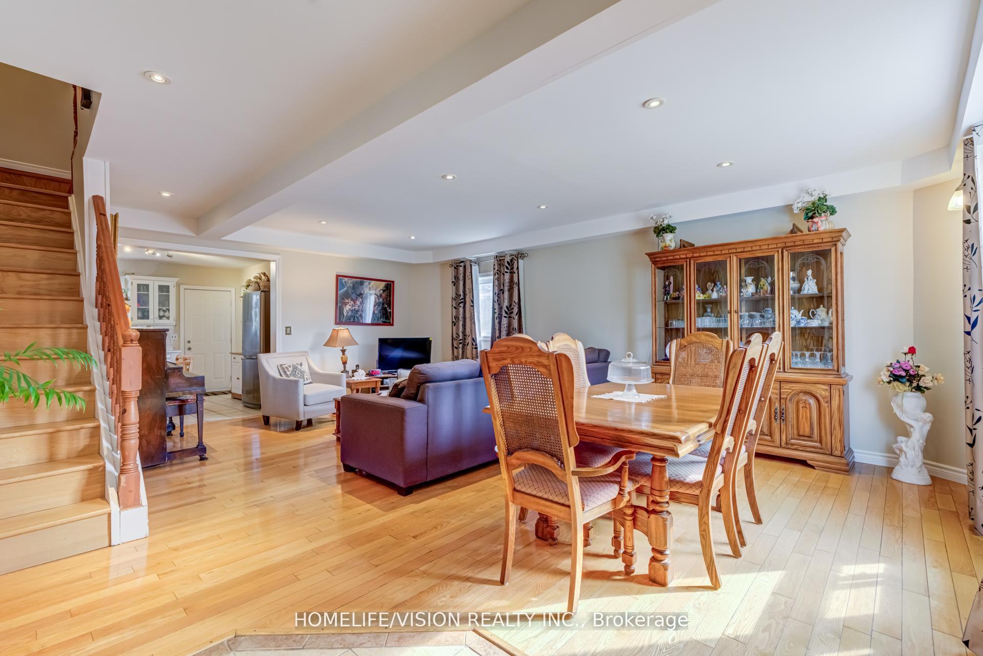 Photo 9 of 103 Gladstone Avenue, Oshawa, McLaughlin — HOMEH