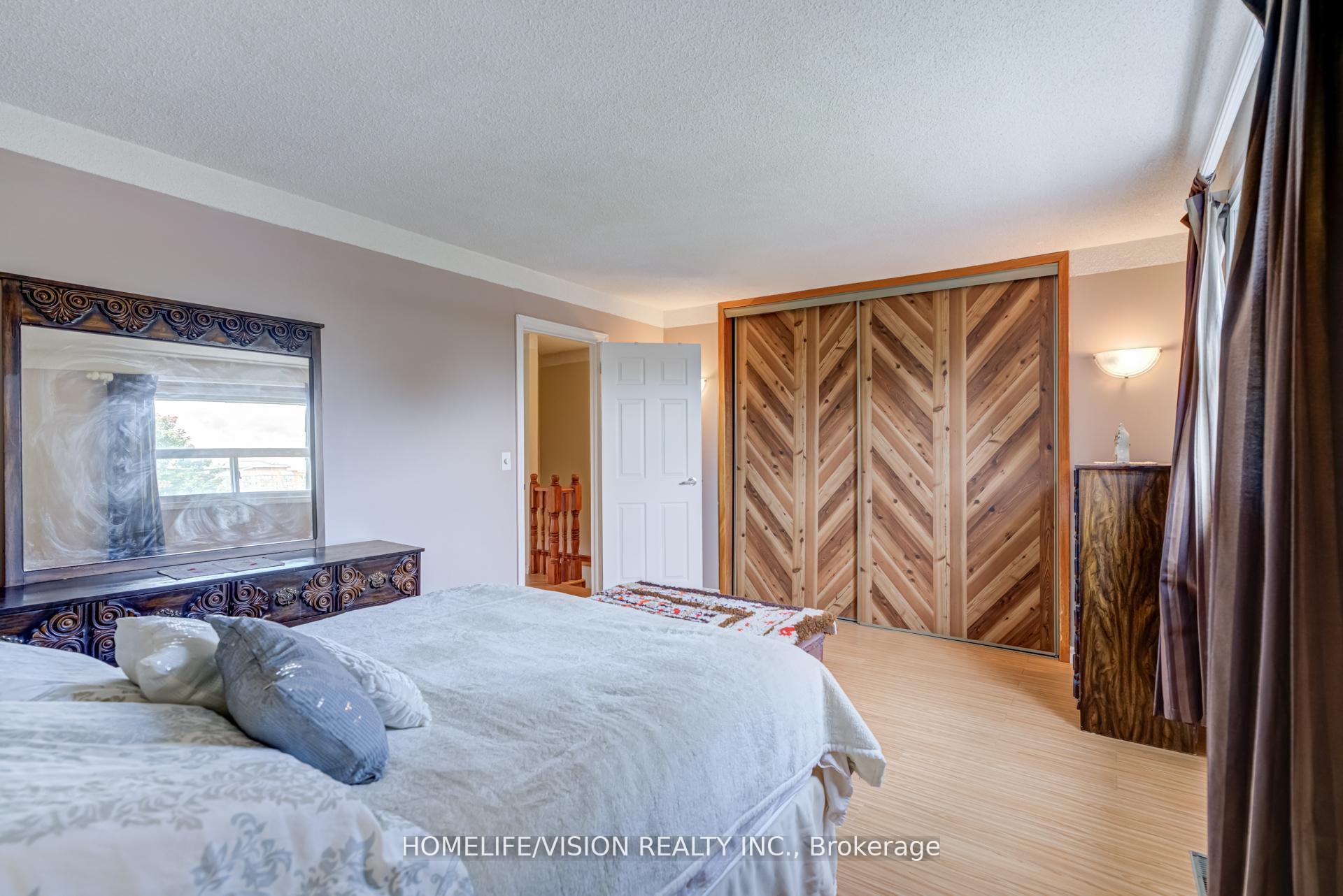Photo 21 of 103 Gladstone Avenue, Oshawa, McLaughlin — HOMEH