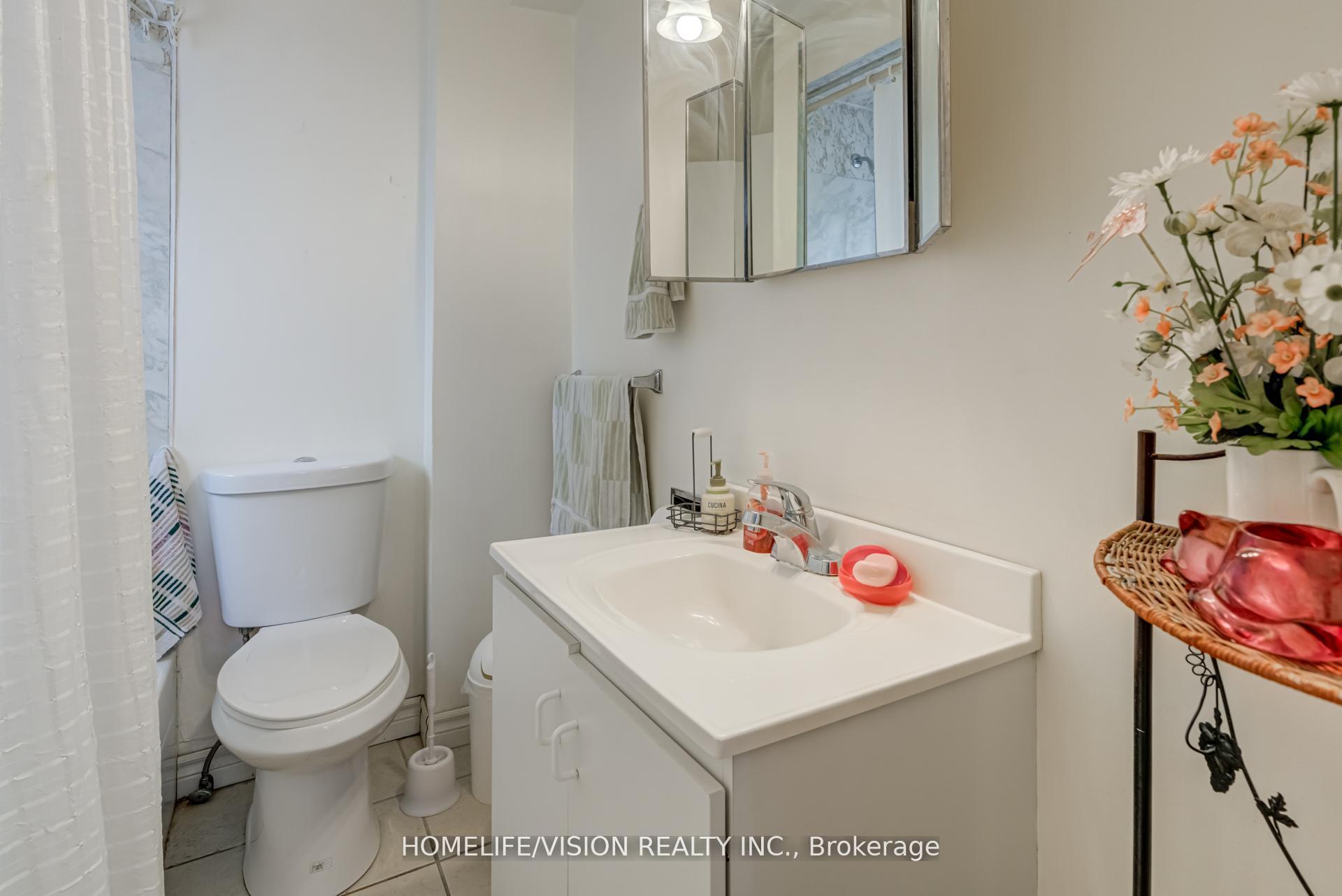 Photo 27 of 103 Gladstone Avenue, Oshawa, McLaughlin — HOMEH