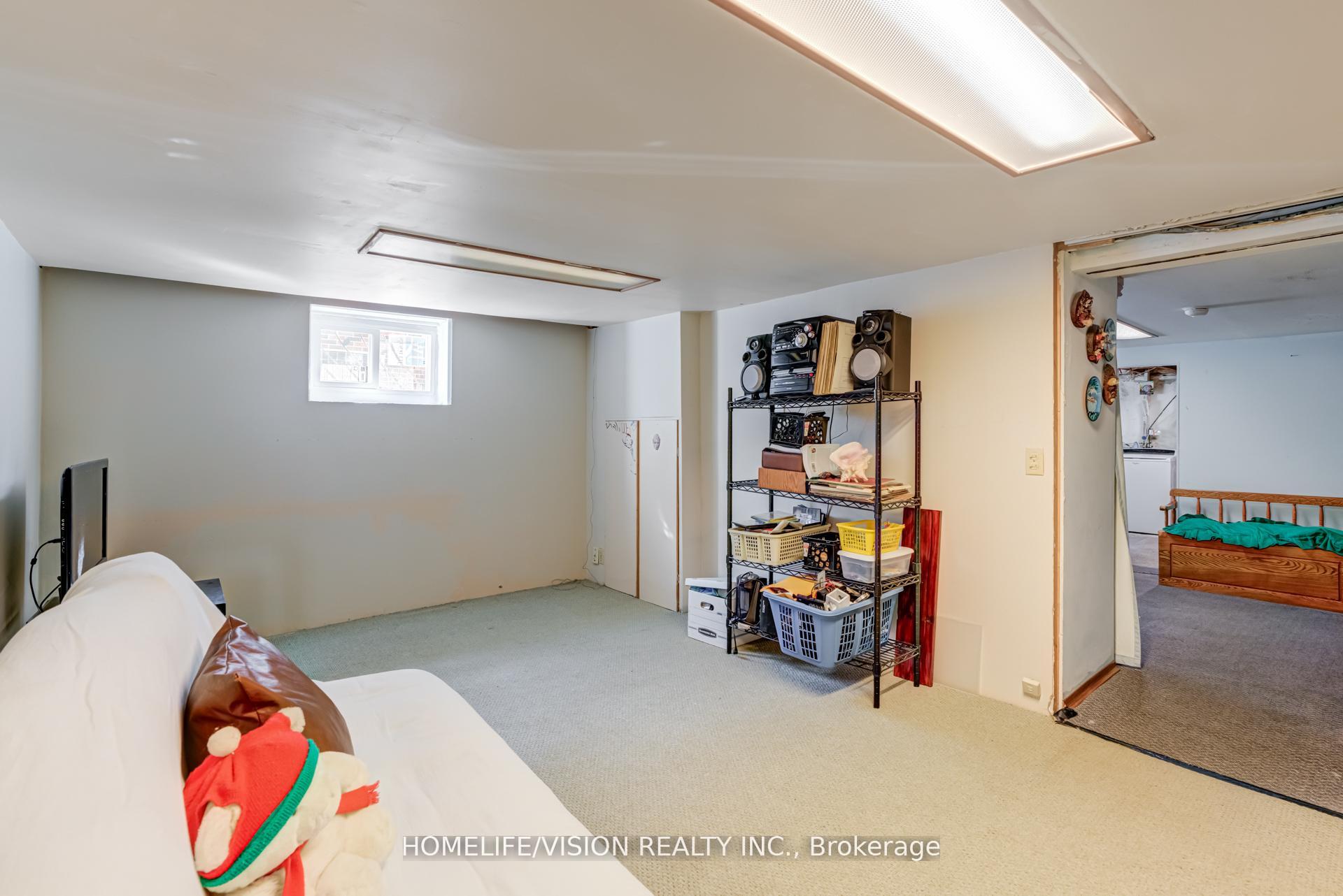 Photo 32 of 103 Gladstone Avenue, Oshawa, McLaughlin — HOMEH