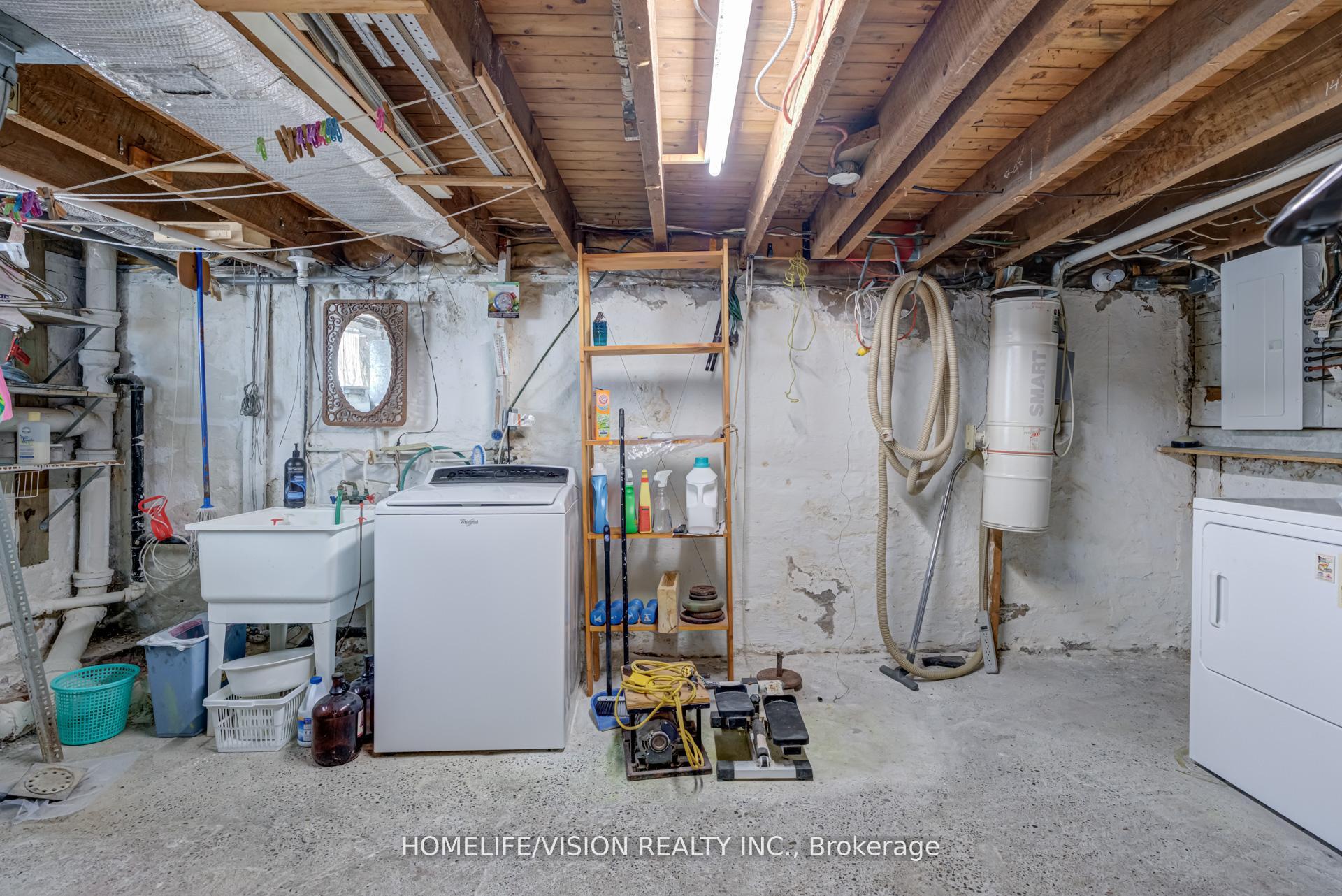 Photo 35 of 103 Gladstone Avenue, Oshawa, McLaughlin — HOMEH