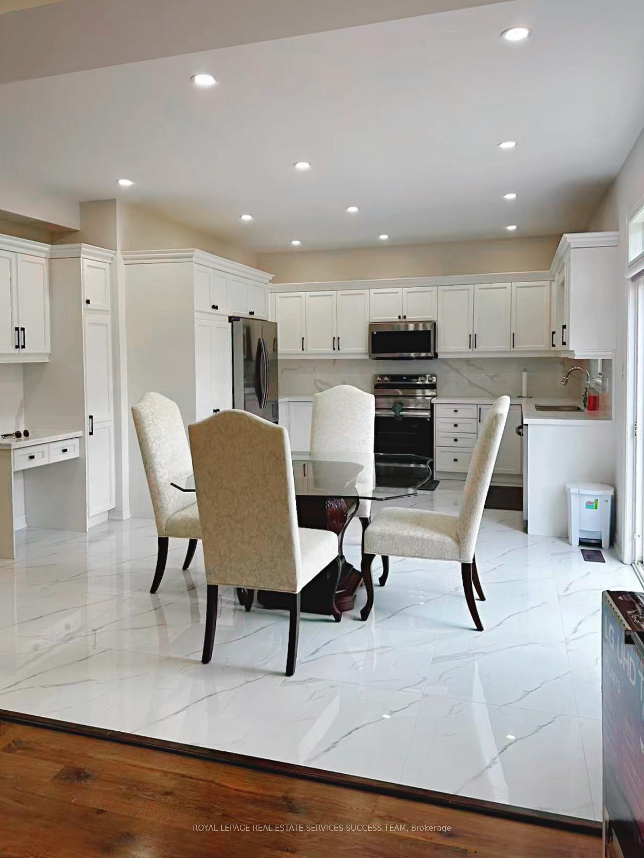 Photo 4 of 450 Harkin Place, Milton, Scott — HOMEH