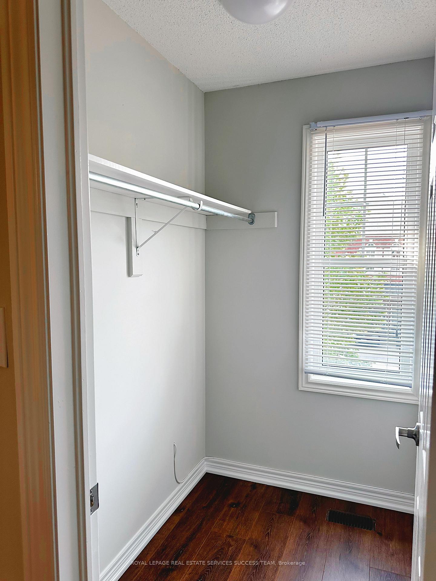 Photo 18 of 450 Harkin Place, Milton, Scott — HOMEH