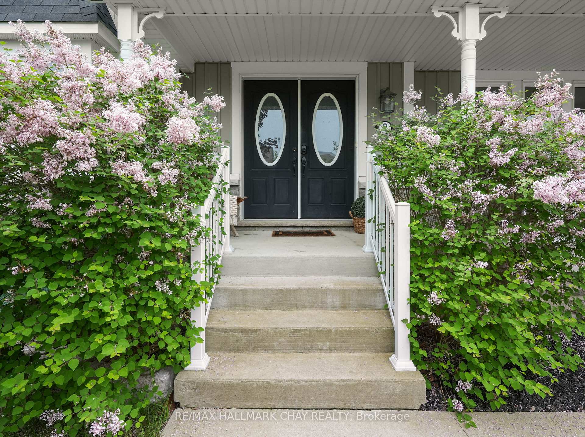 Photo 6 of 2 Swenson Street, New Tecumseth, Alliston — HOMEH