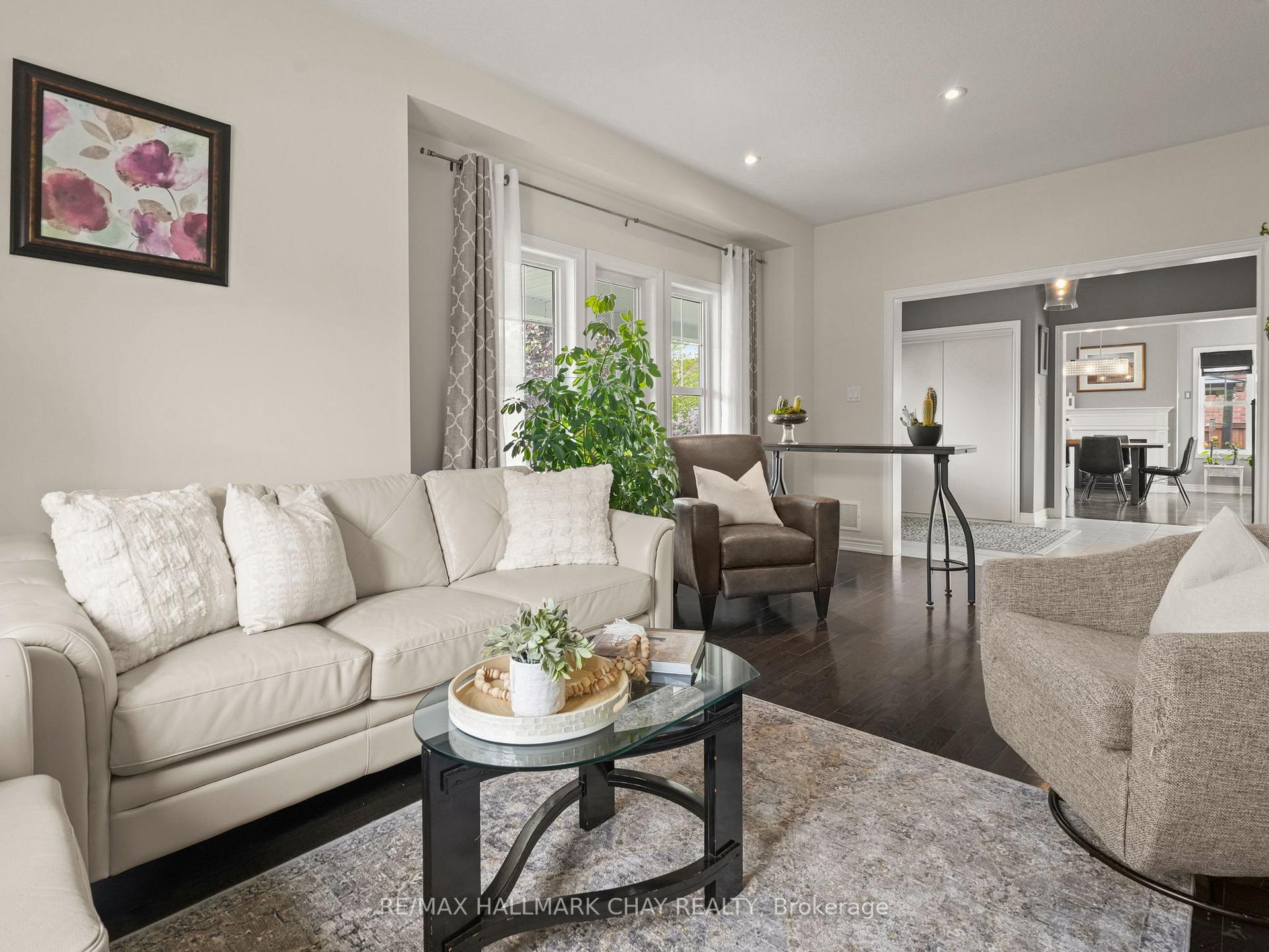 Photo 12 of 2 Swenson Street, New Tecumseth, Alliston — HOMEH