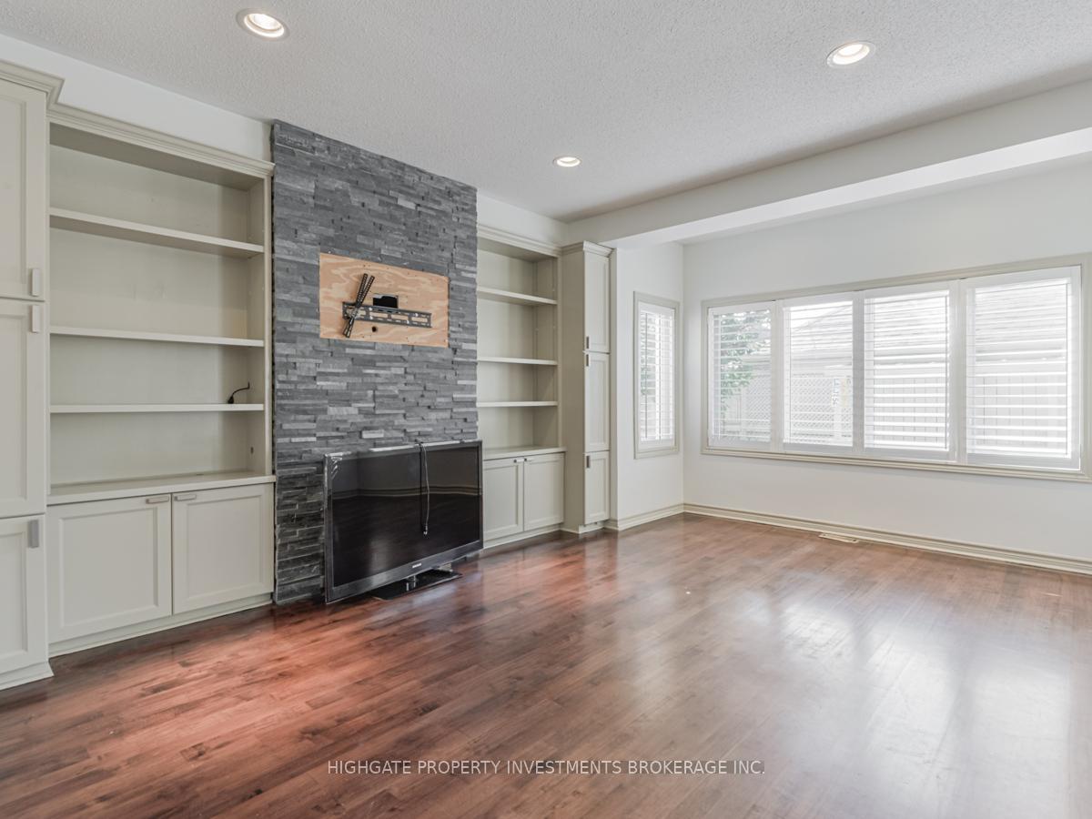Photo 10 of 29 The Meadows Avenue, Markham, Cornell — HOMEH
