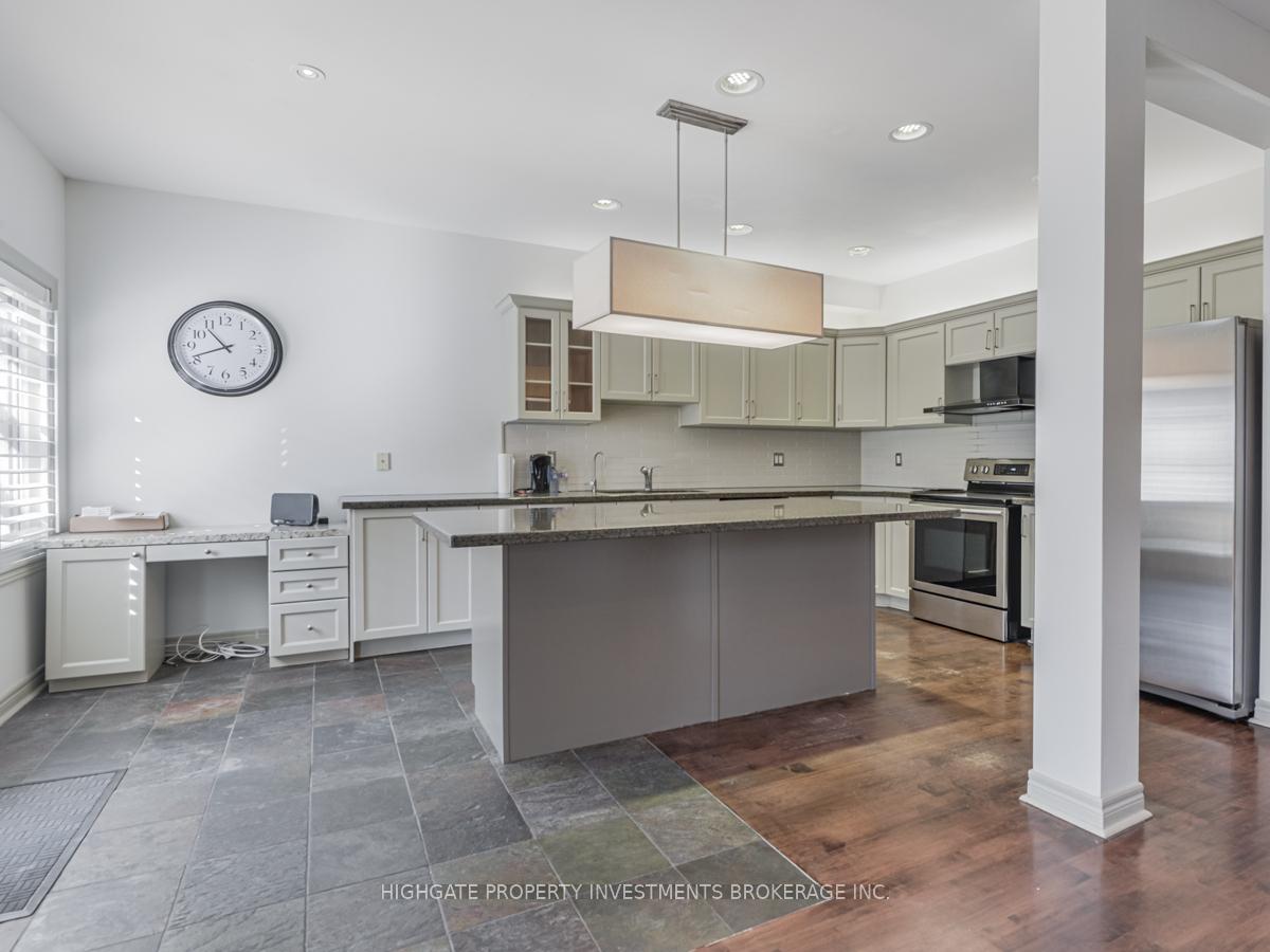 Photo 12 of 29 The Meadows Avenue, Markham, Cornell — HOMEH