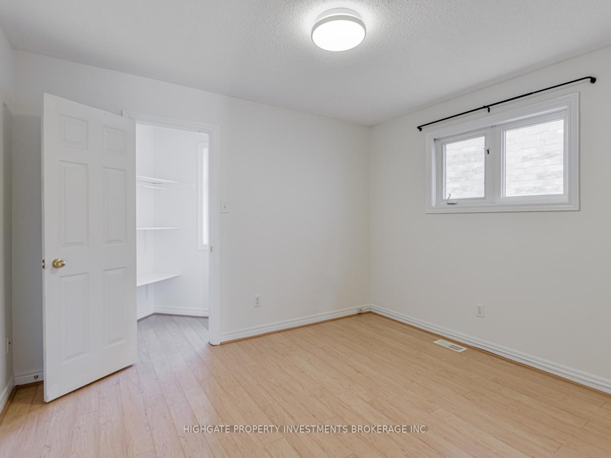 Photo 23 of 29 The Meadows Avenue, Markham, Cornell — HOMEH