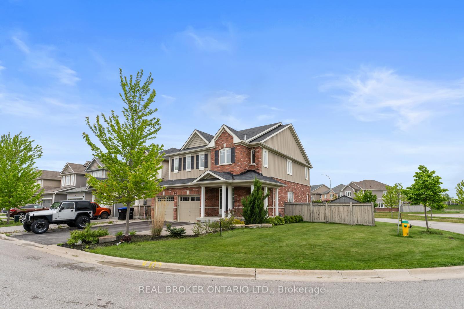 Photo 3 of 143 Knight Street, New Tecumseth, Alliston — HOMEH