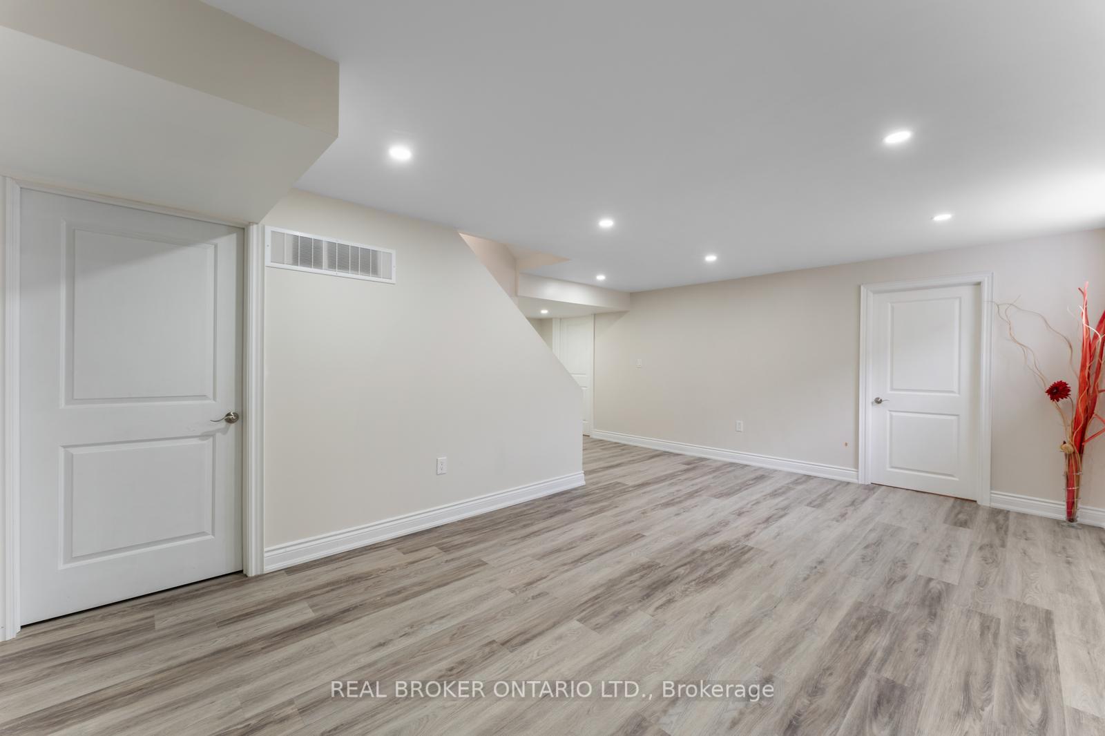 Photo 32 of 143 Knight Street, New Tecumseth, Alliston — HOMEH