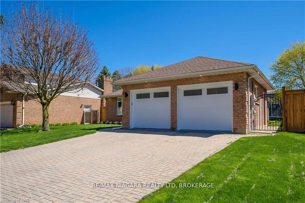 Photo 2 of 42 Berkwood Place, Pelham, Fonthill — HOMEH