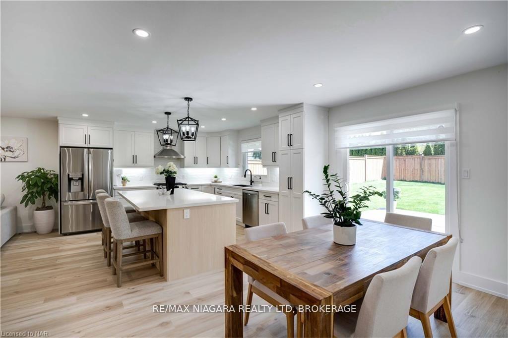 Photo 12 of 42 Berkwood Place, Pelham, Fonthill — HOMEH