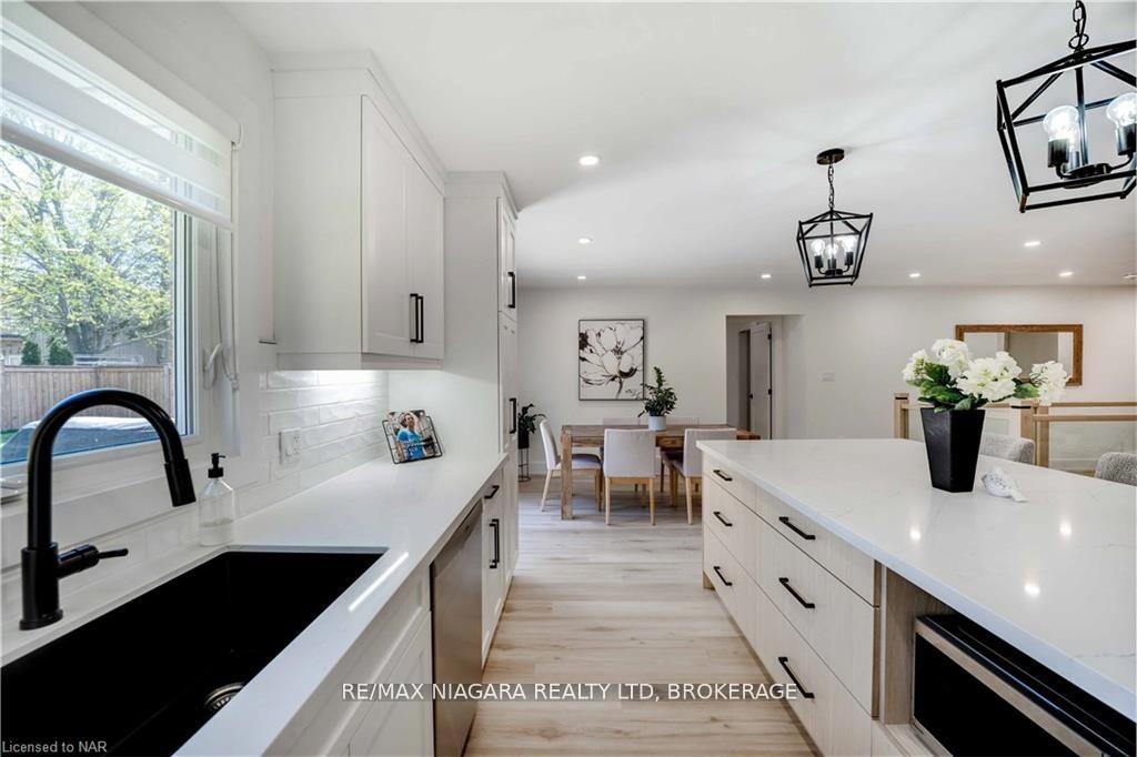 Photo 15 of 42 Berkwood Place, Pelham, Fonthill — HOMEH